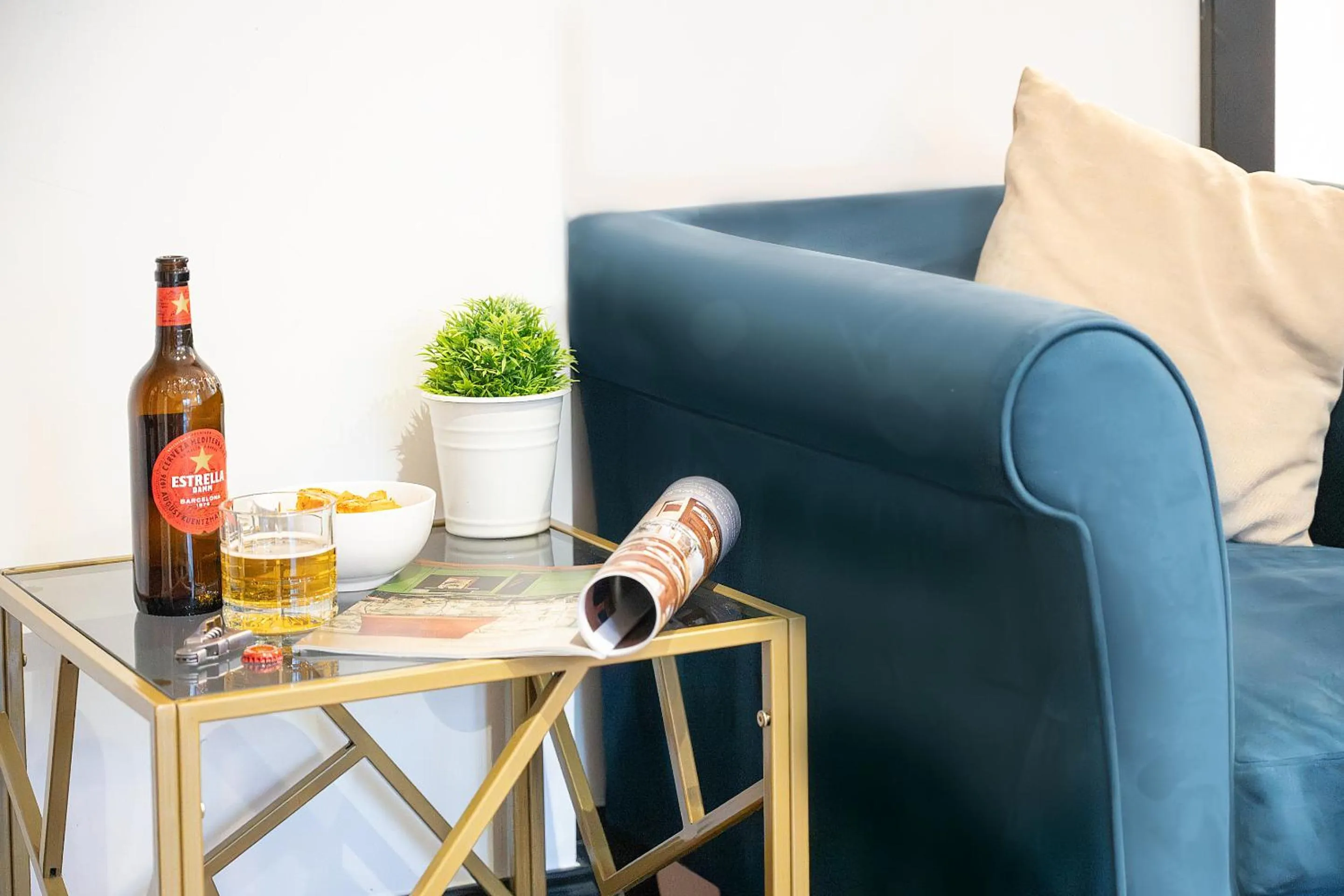 Living room in Northern Hideaways Apple Store