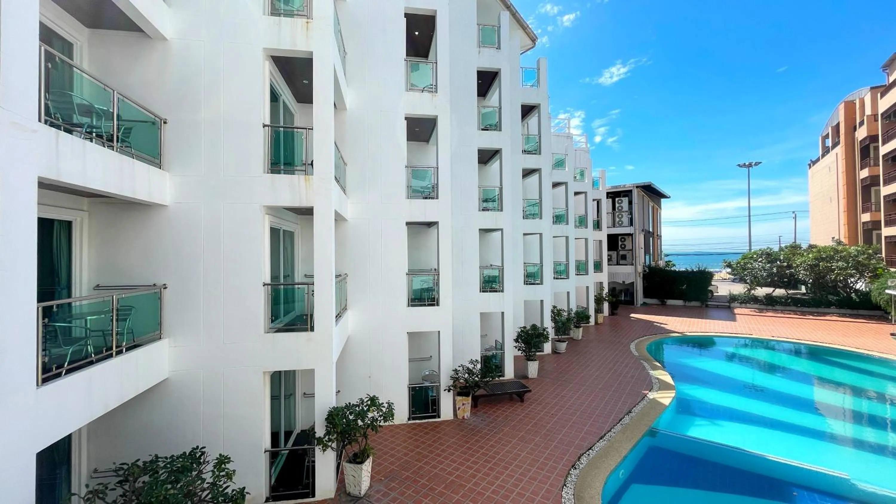 Pool view in Dragon Beach Resort , Jomtien Beach Pattaya