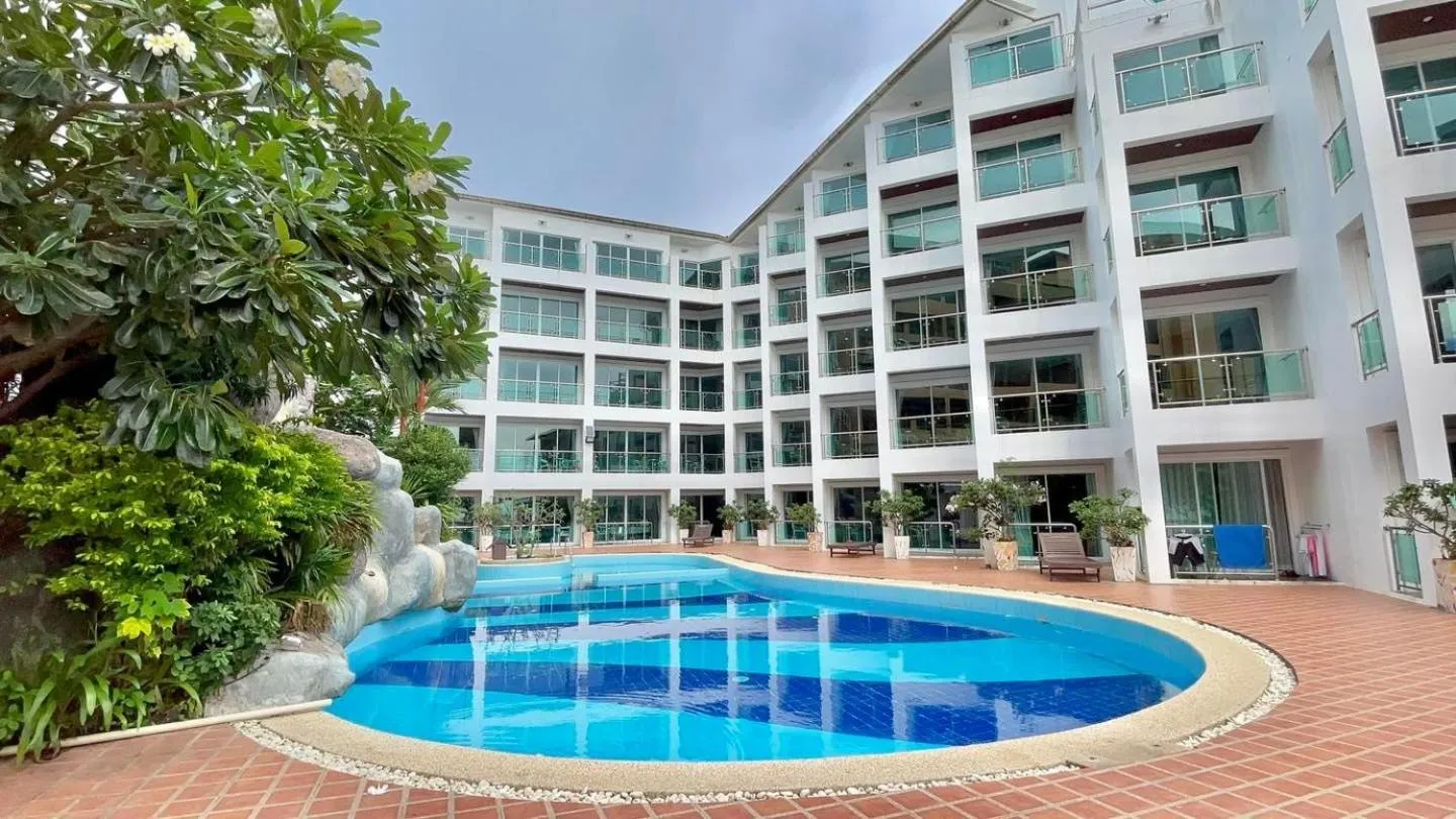 Property building in Dragon Beach Resort , Jomtien Beach Pattaya