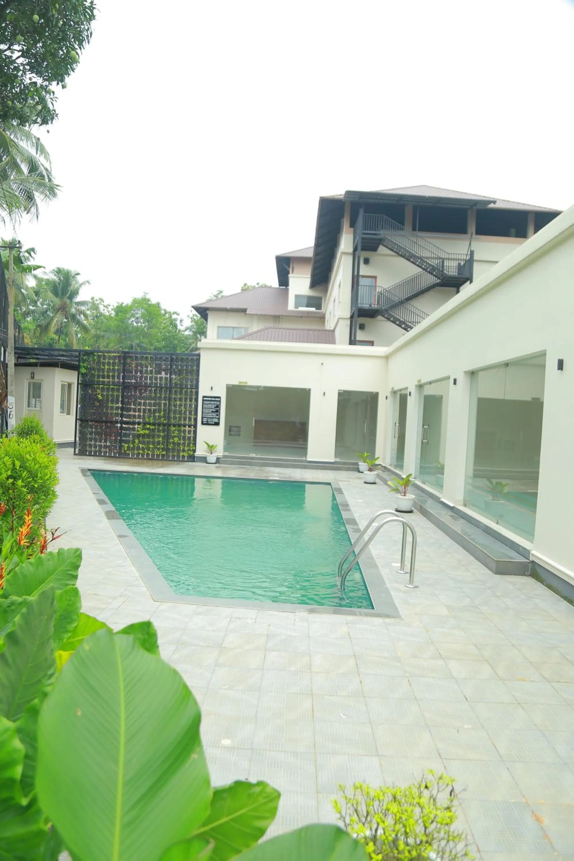 Swimming pool in Valluvanad Residency
