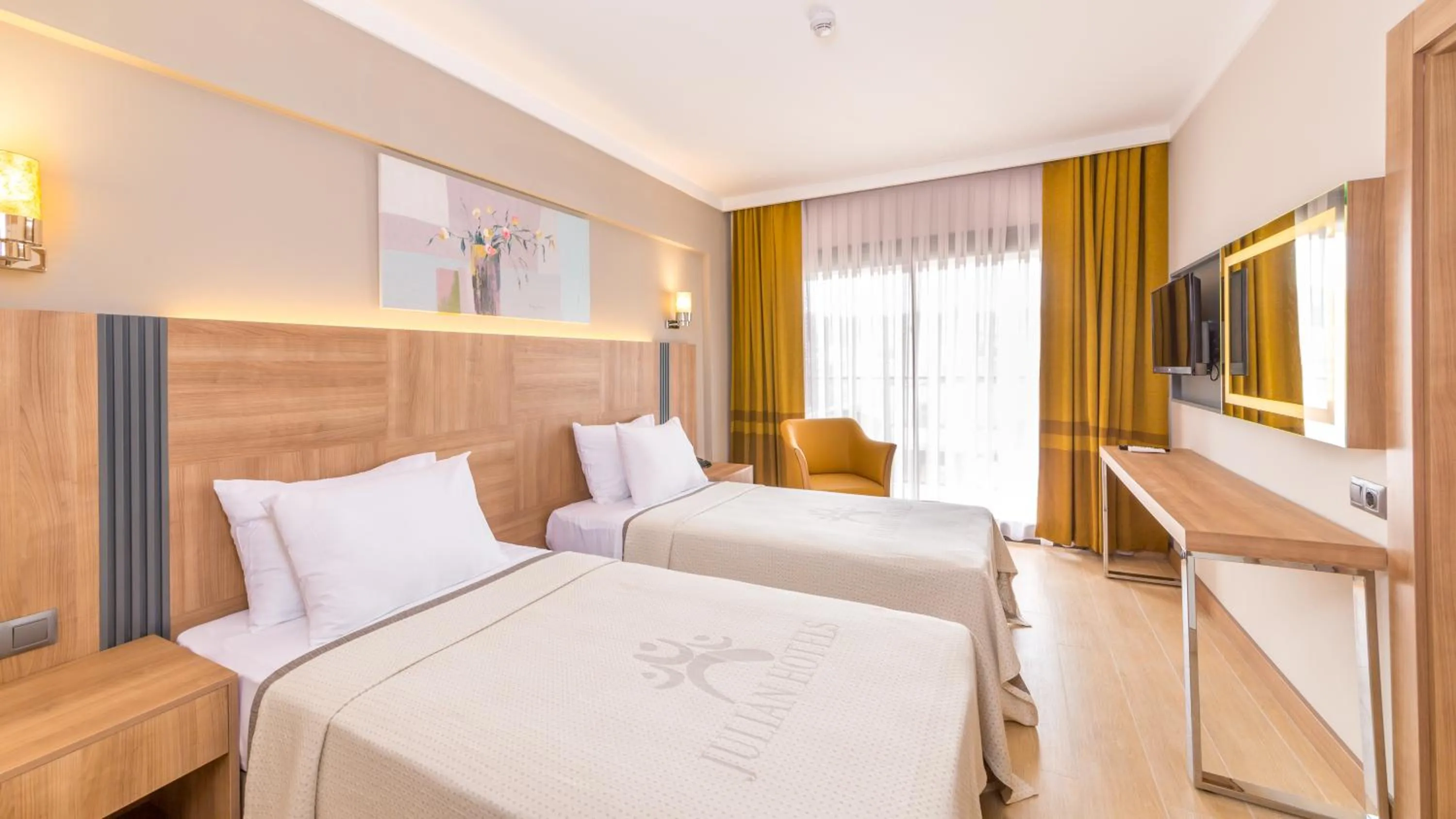 Bed in Ada Julian Marmaris