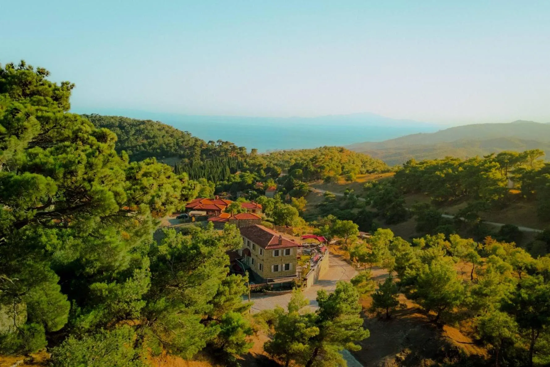 Property building in Orion Adatepe