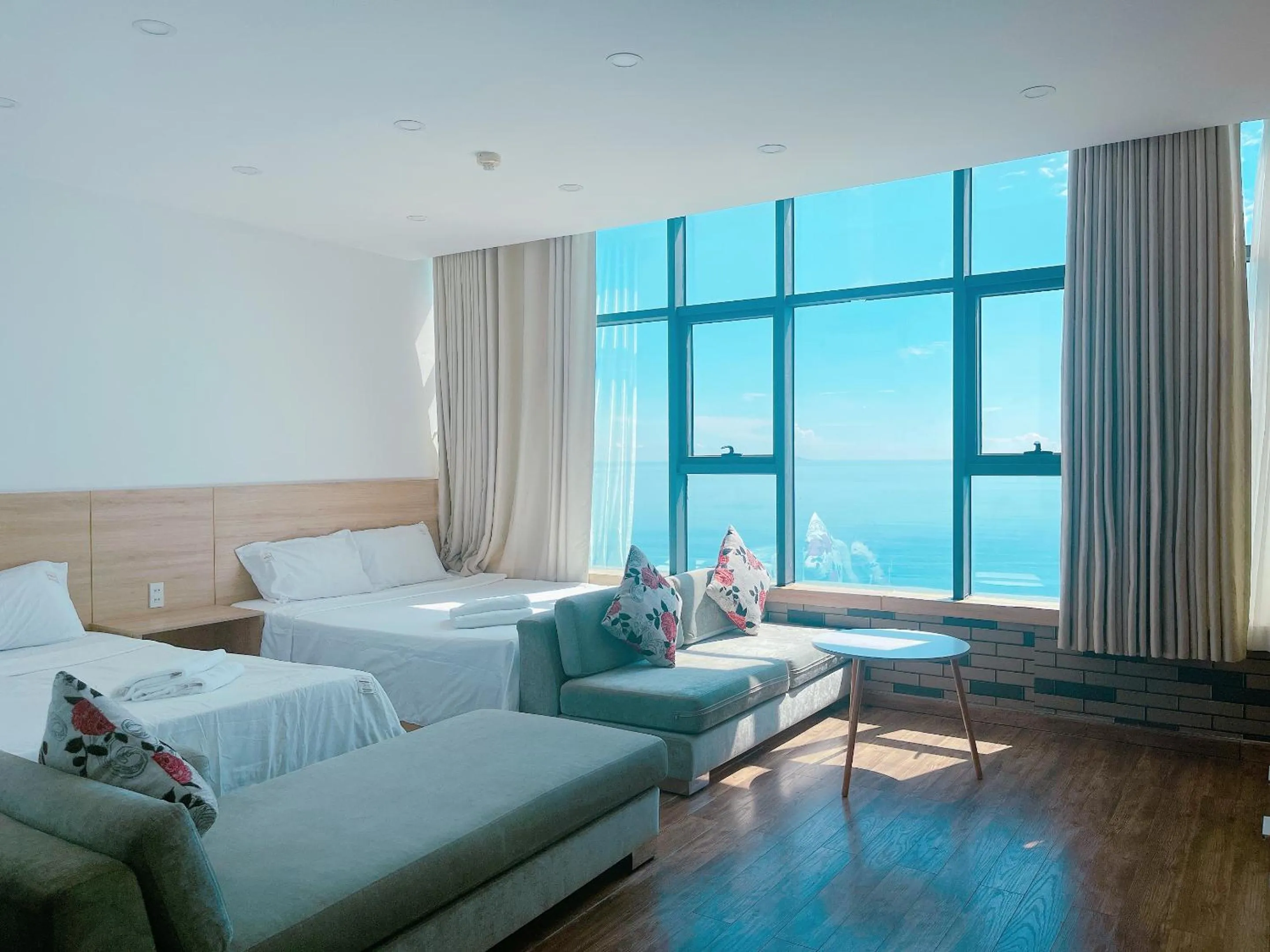 Bed in Pearl Nha Trang Beach Apartment