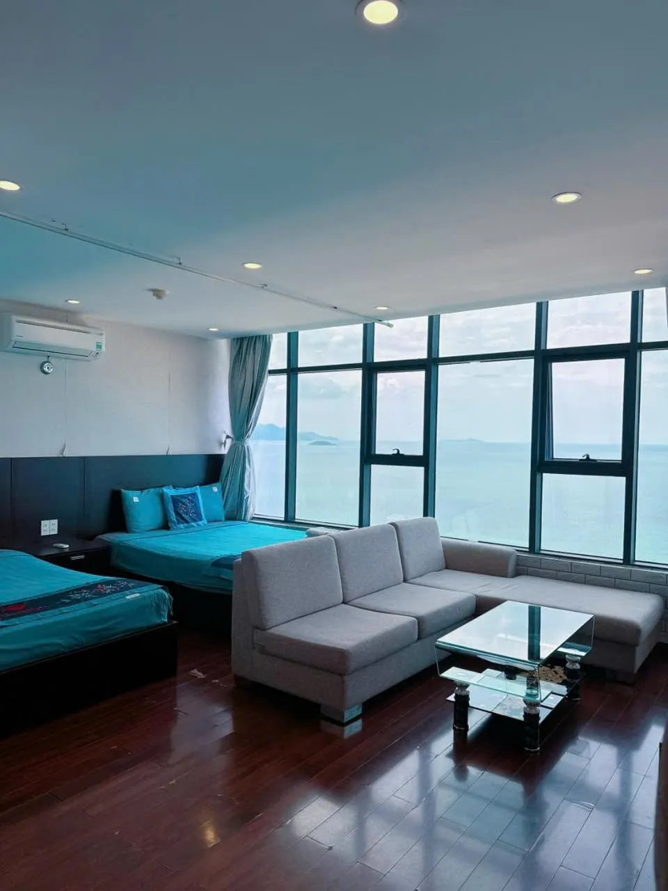 Pearl Nha Trang Beach Apartment
