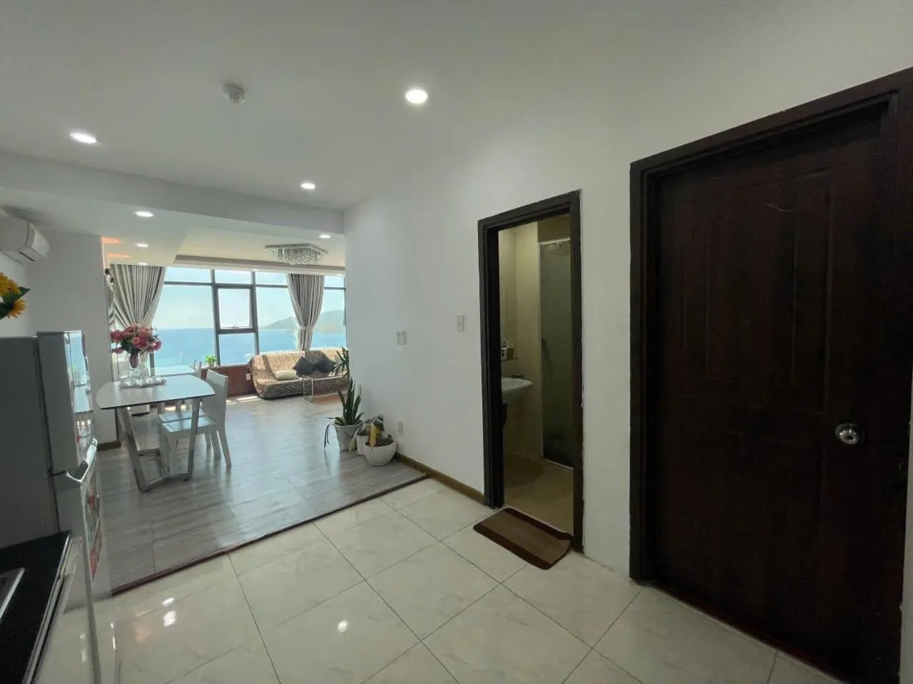 Pearl Nha Trang Beach Apartment