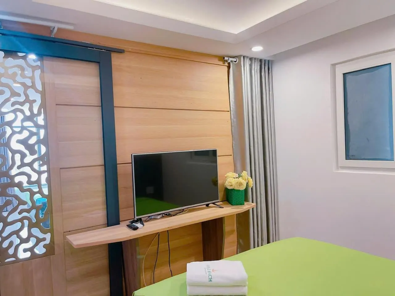 Bed in Pearl Nha Trang Beach Apartment