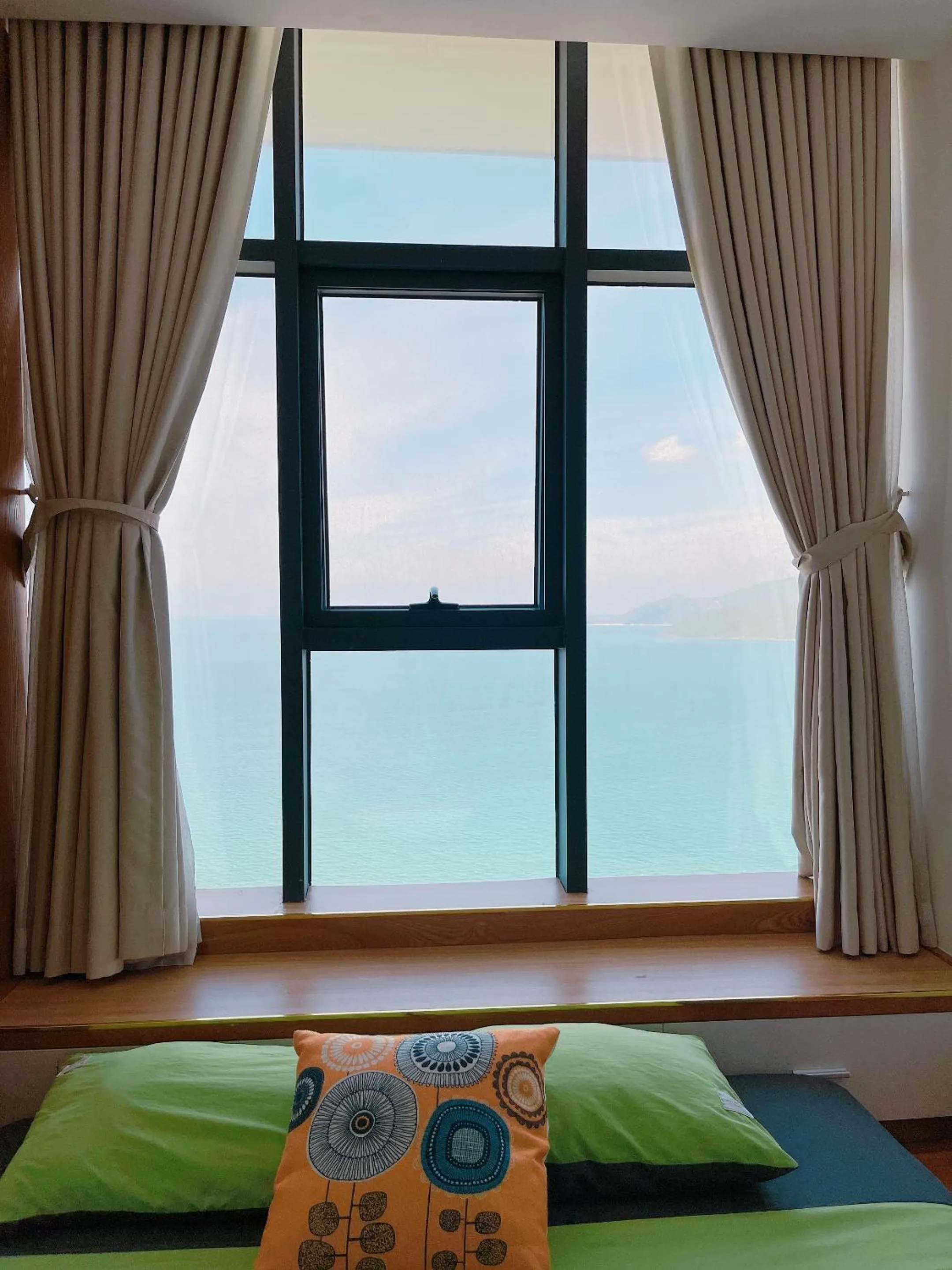 Bed in Pearl Nha Trang Beach Apartment