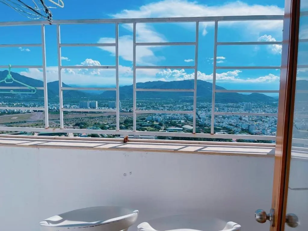 Pearl Nha Trang Beach Apartment