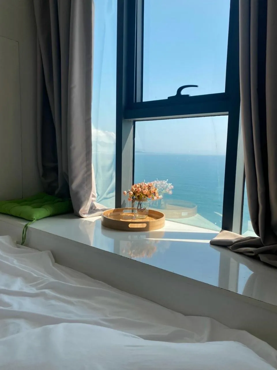 Bed in Pearl Nha Trang Beach Apartment
