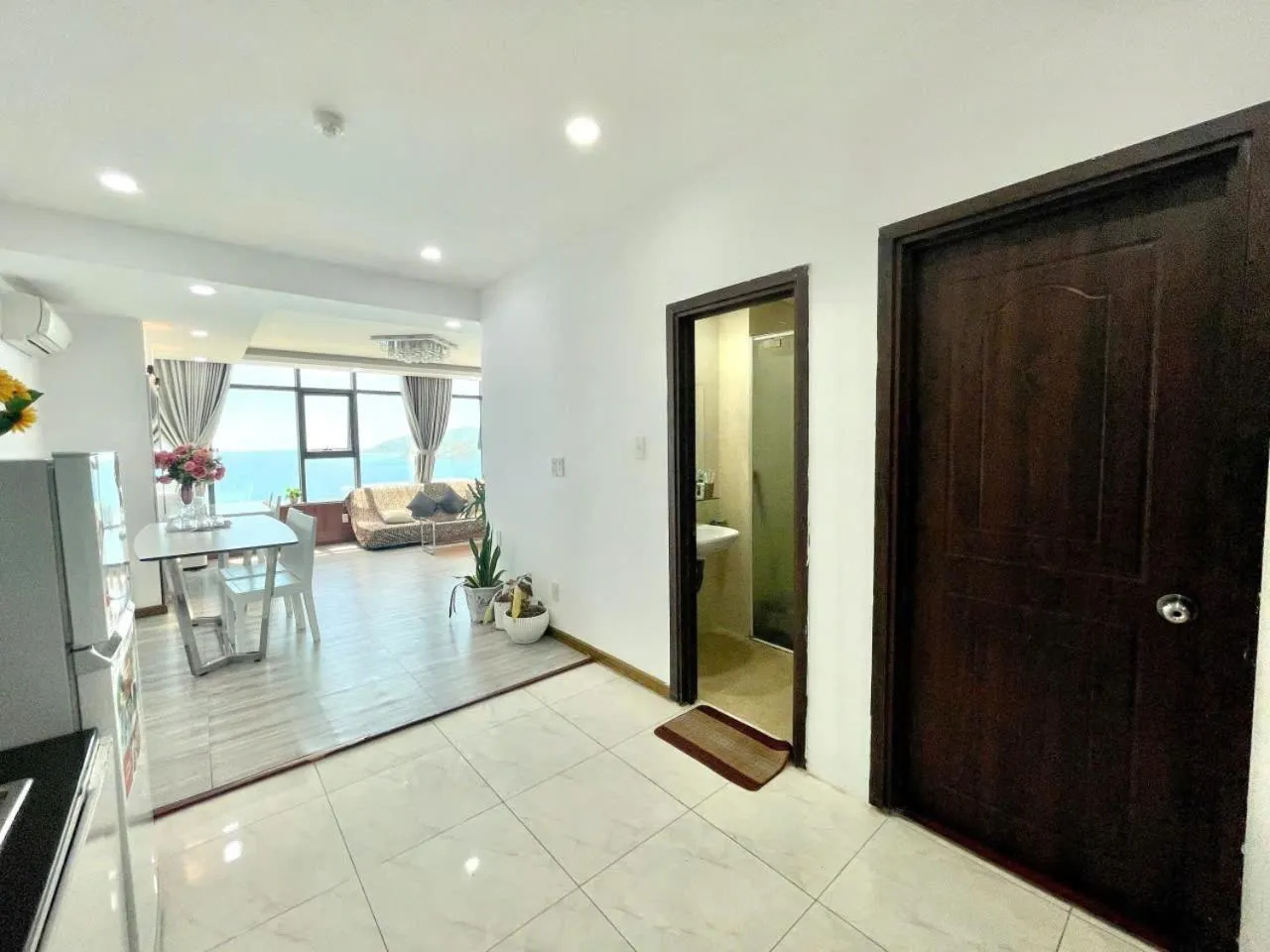 Pearl Nha Trang Beach Apartment