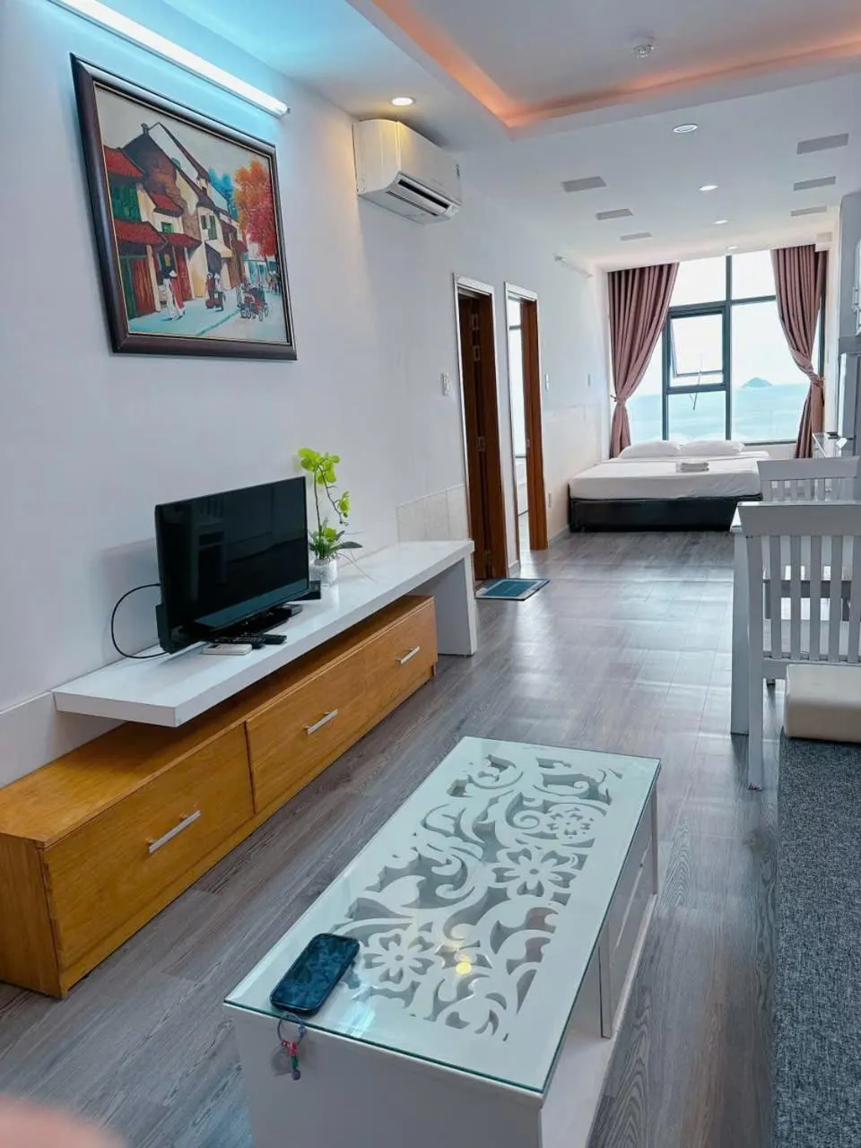 Bed in Pearl Nha Trang Beach Apartment