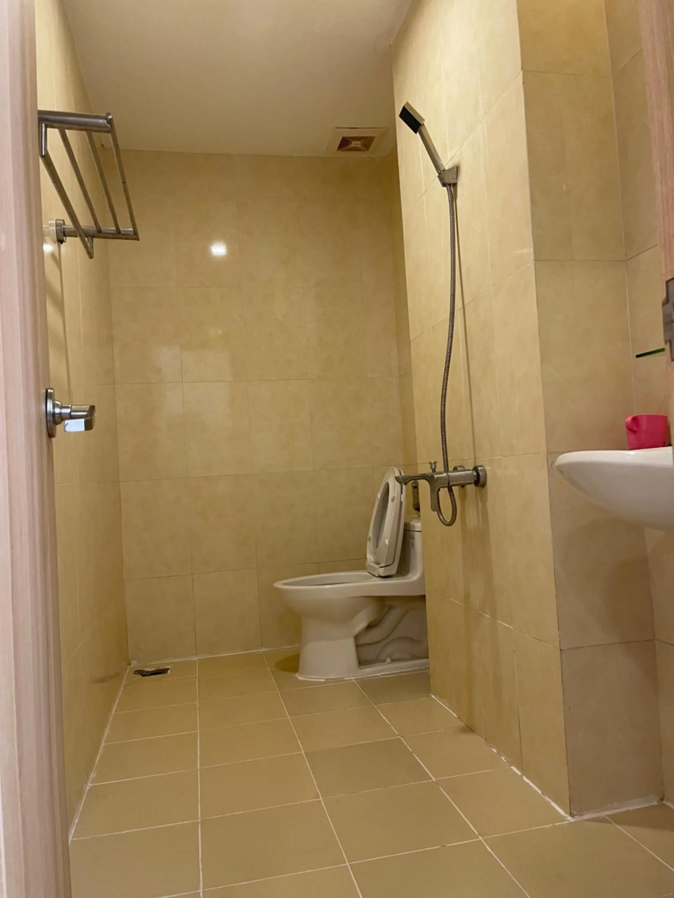 Bathroom in Pearl Nha Trang Beach Apartment