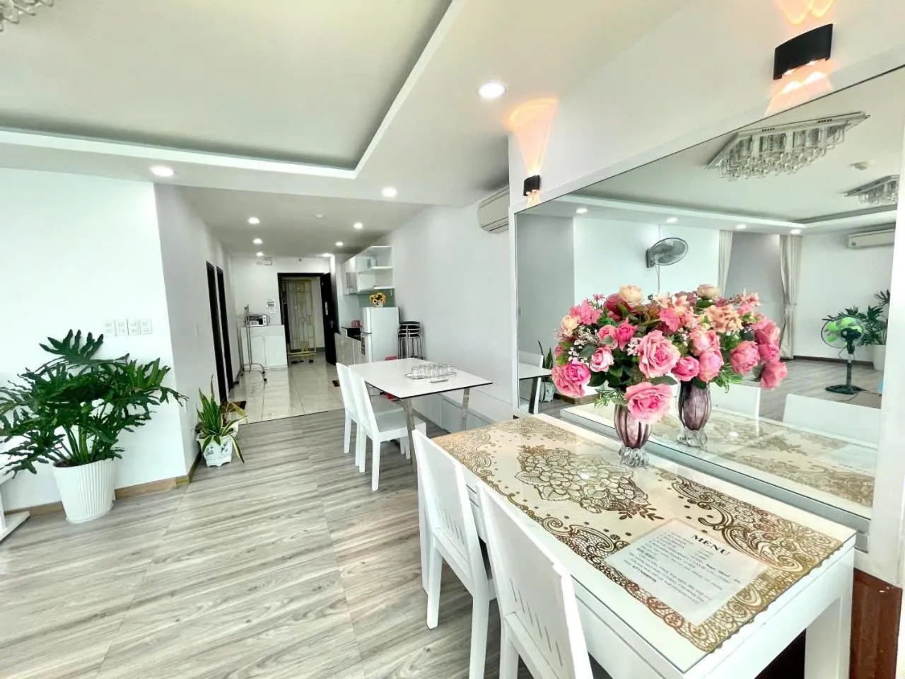 Pearl Nha Trang Beach Apartment