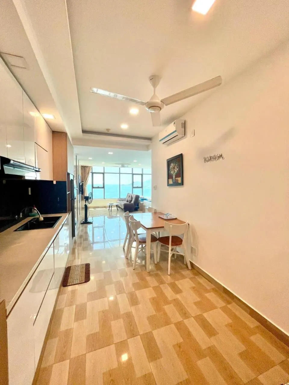 Pearl Nha Trang Beach Apartment
