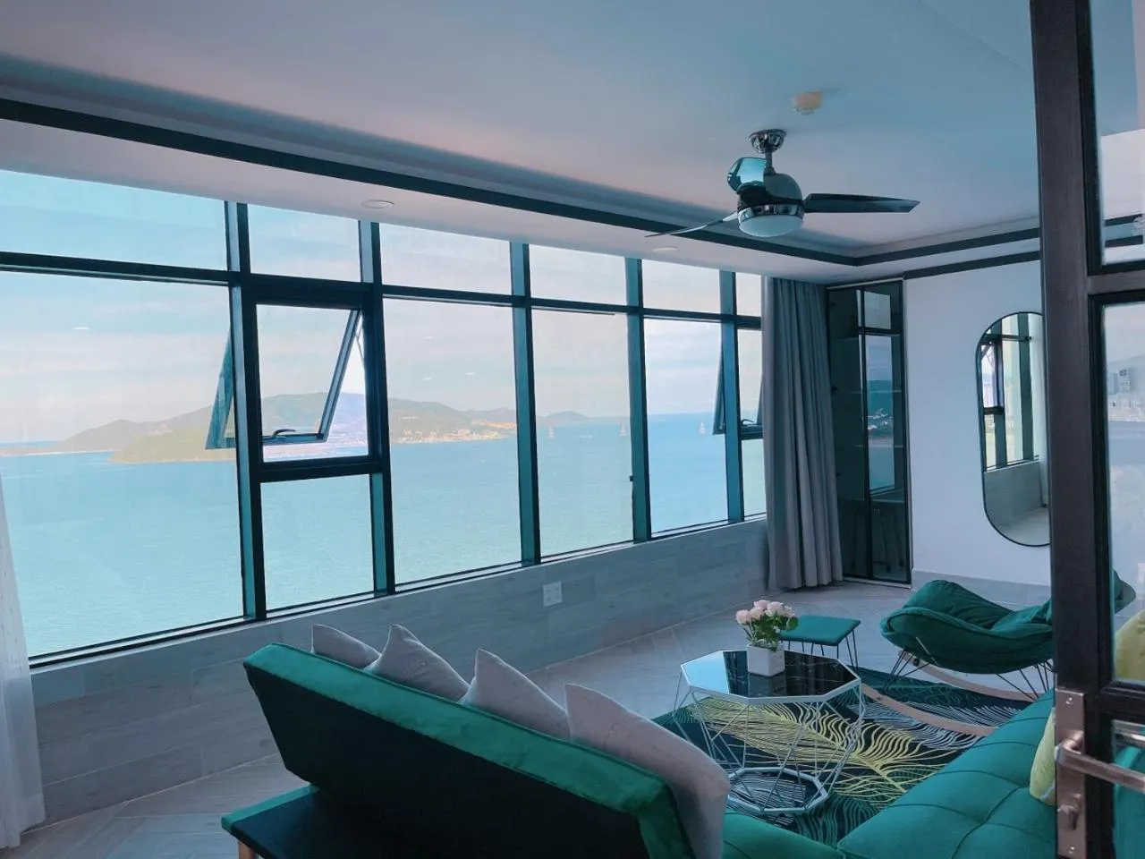 Living room in Pearl Nha Trang Beach Apartment