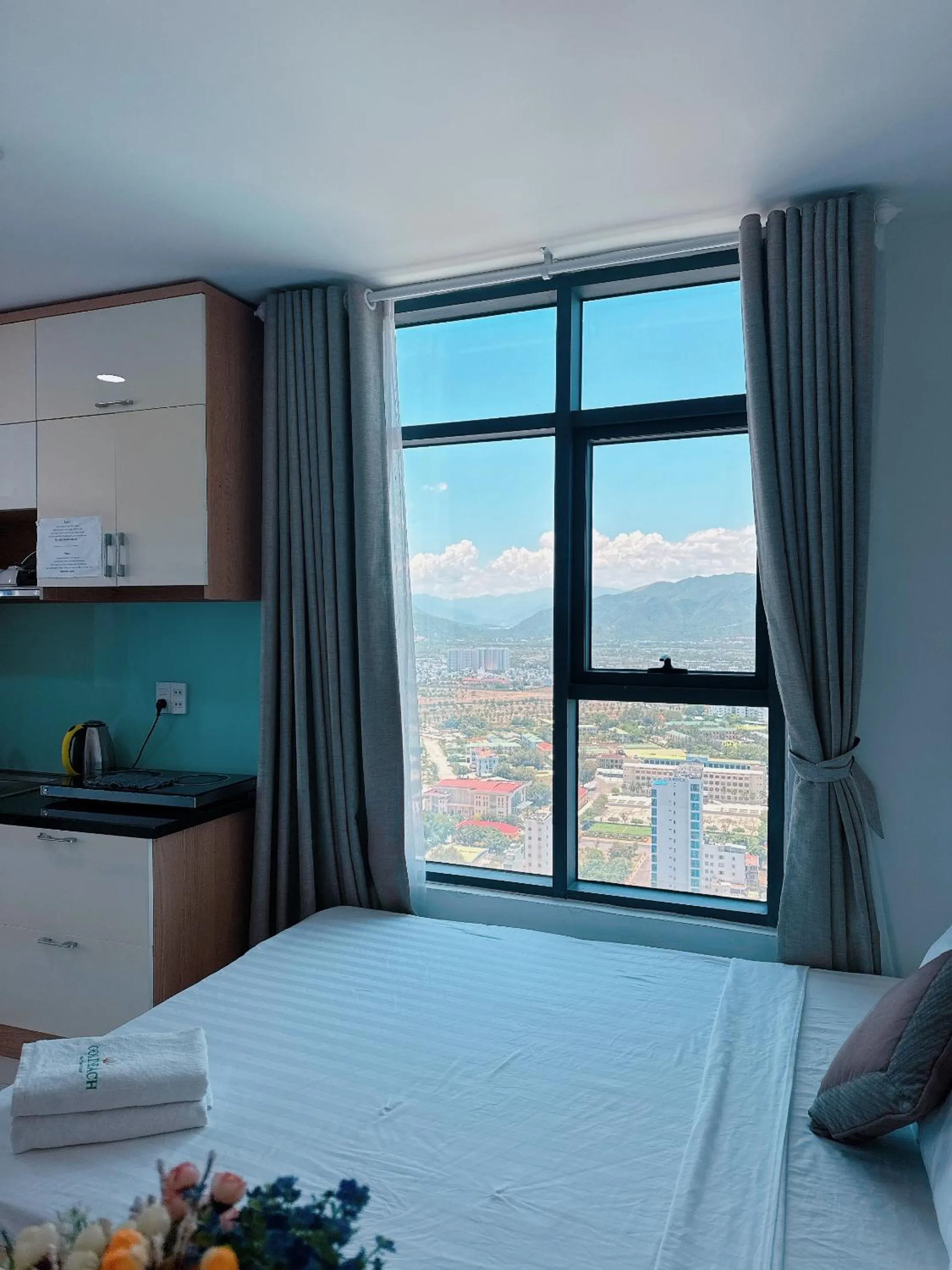 Bed in Pearl Nha Trang Beach Apartment