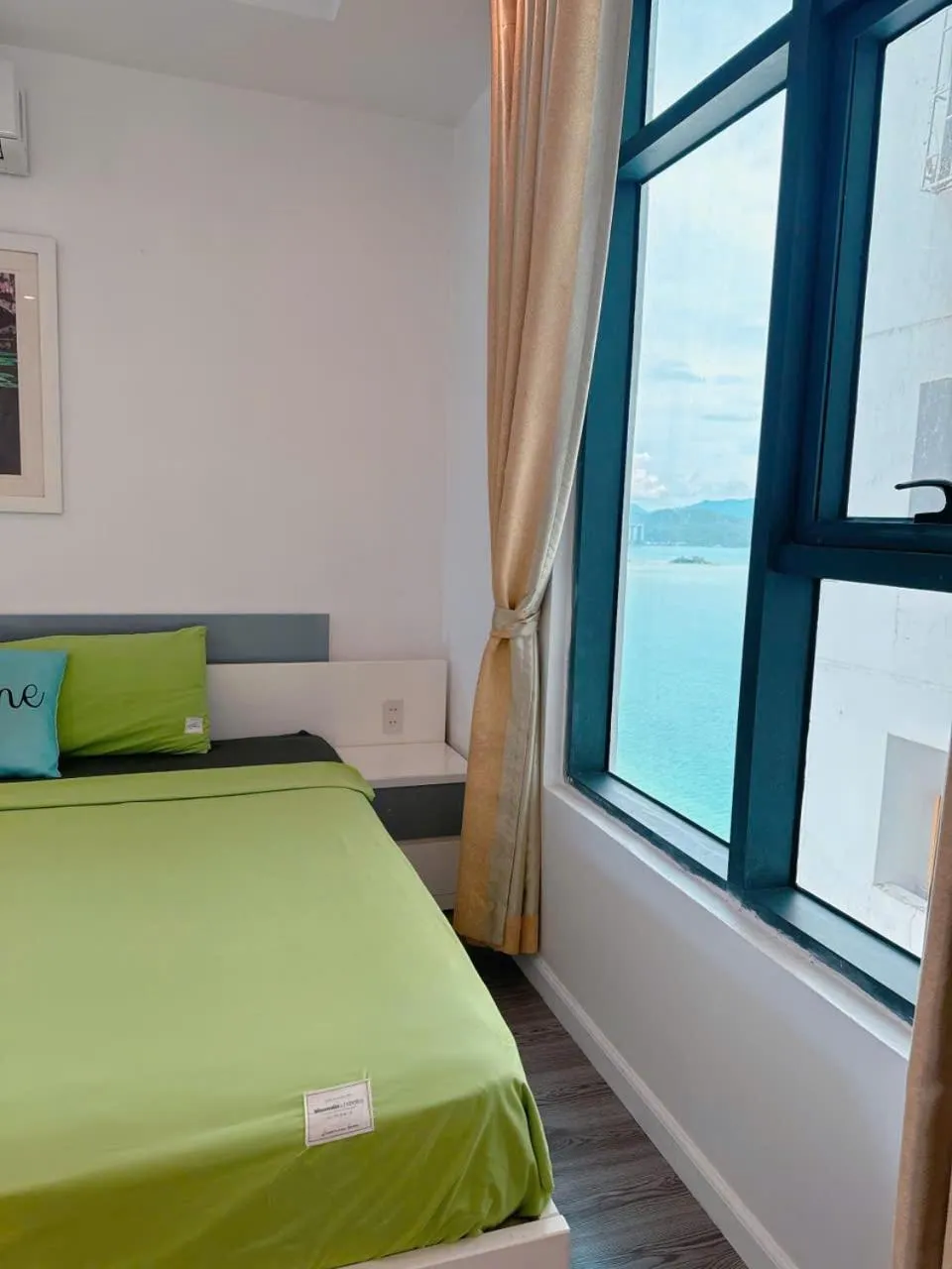 Bed in Pearl Nha Trang Beach Apartment