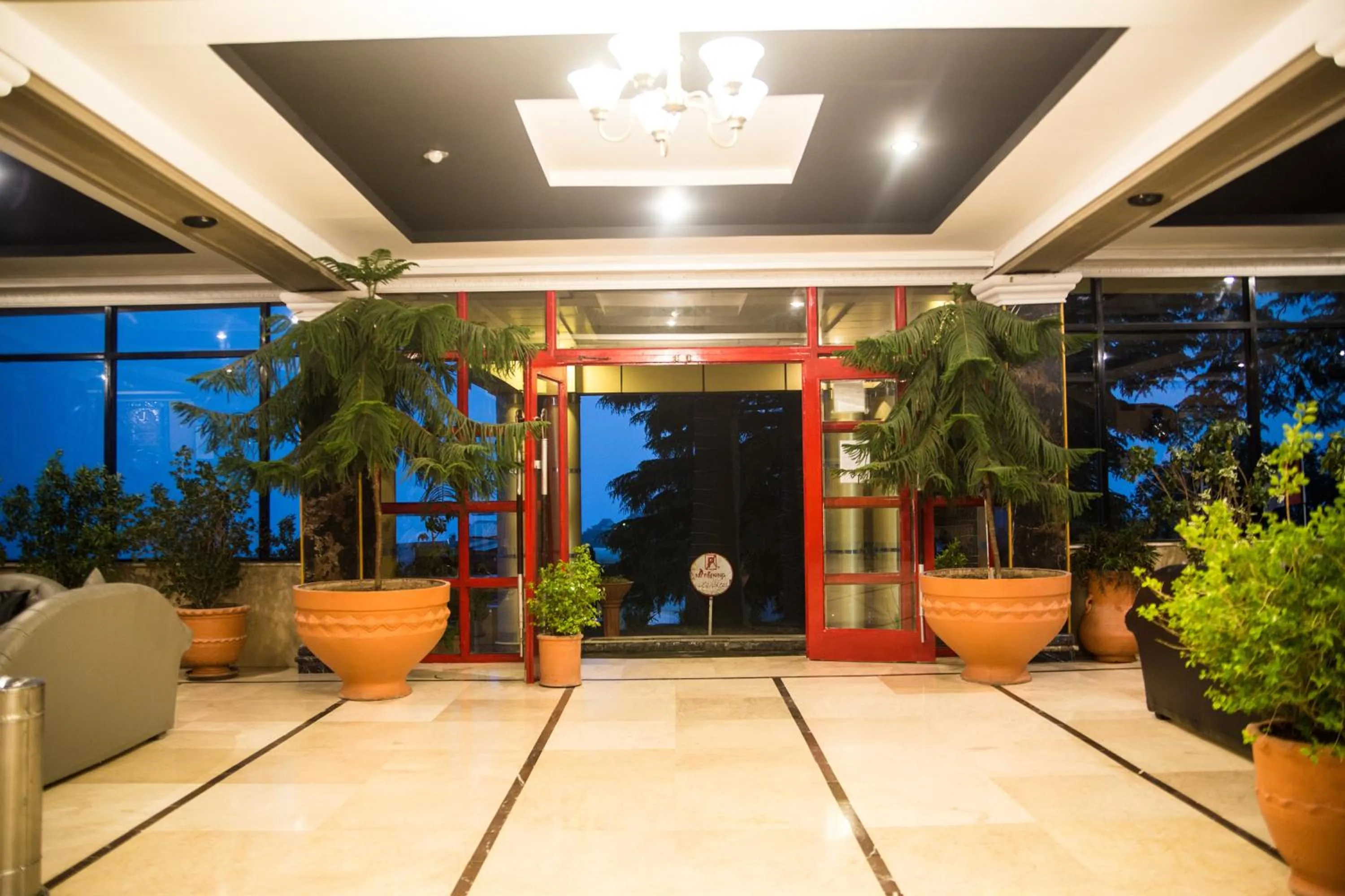 Lobby or reception in Metropole Hotel