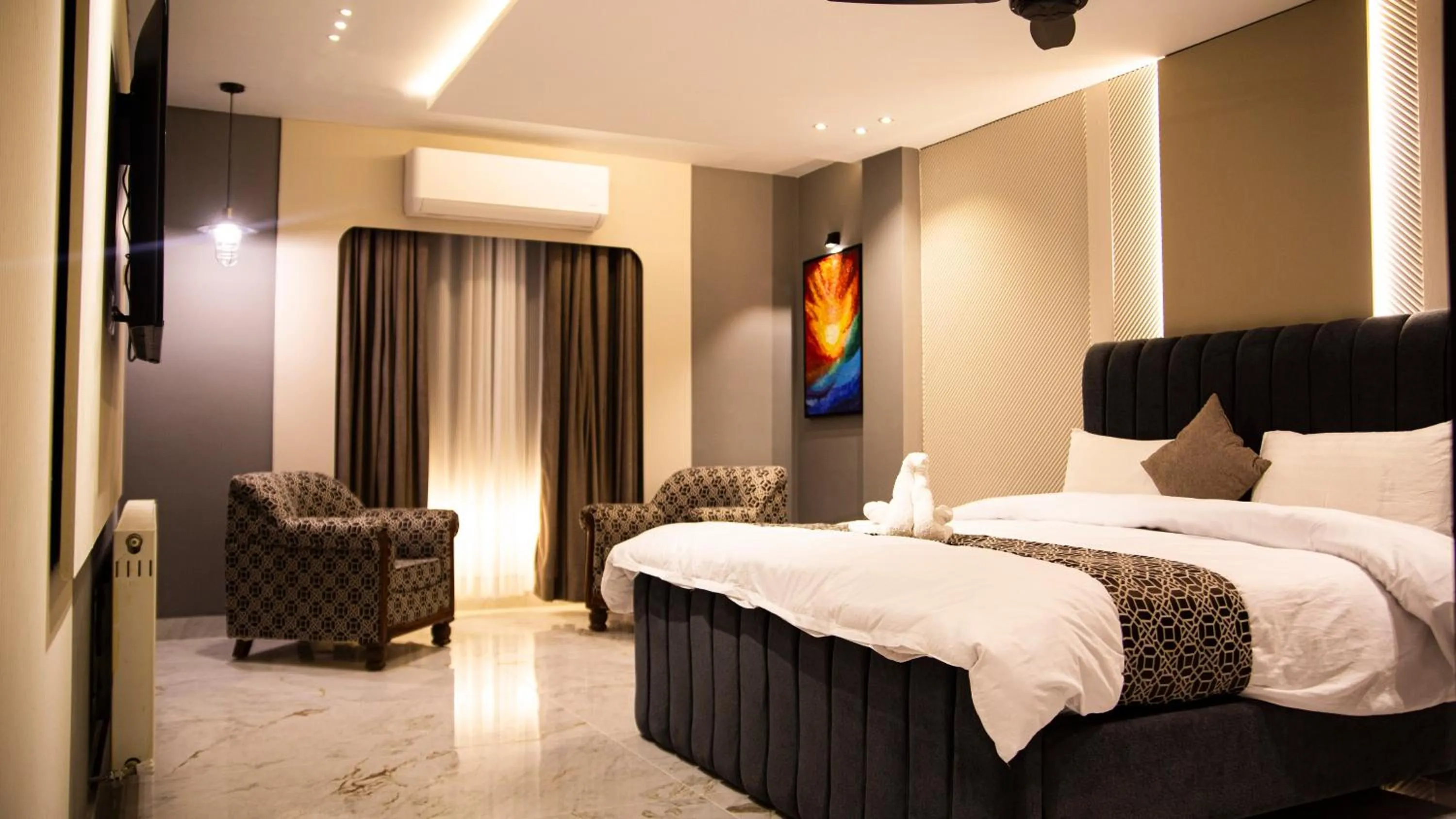 Bed in Metropole Hotel