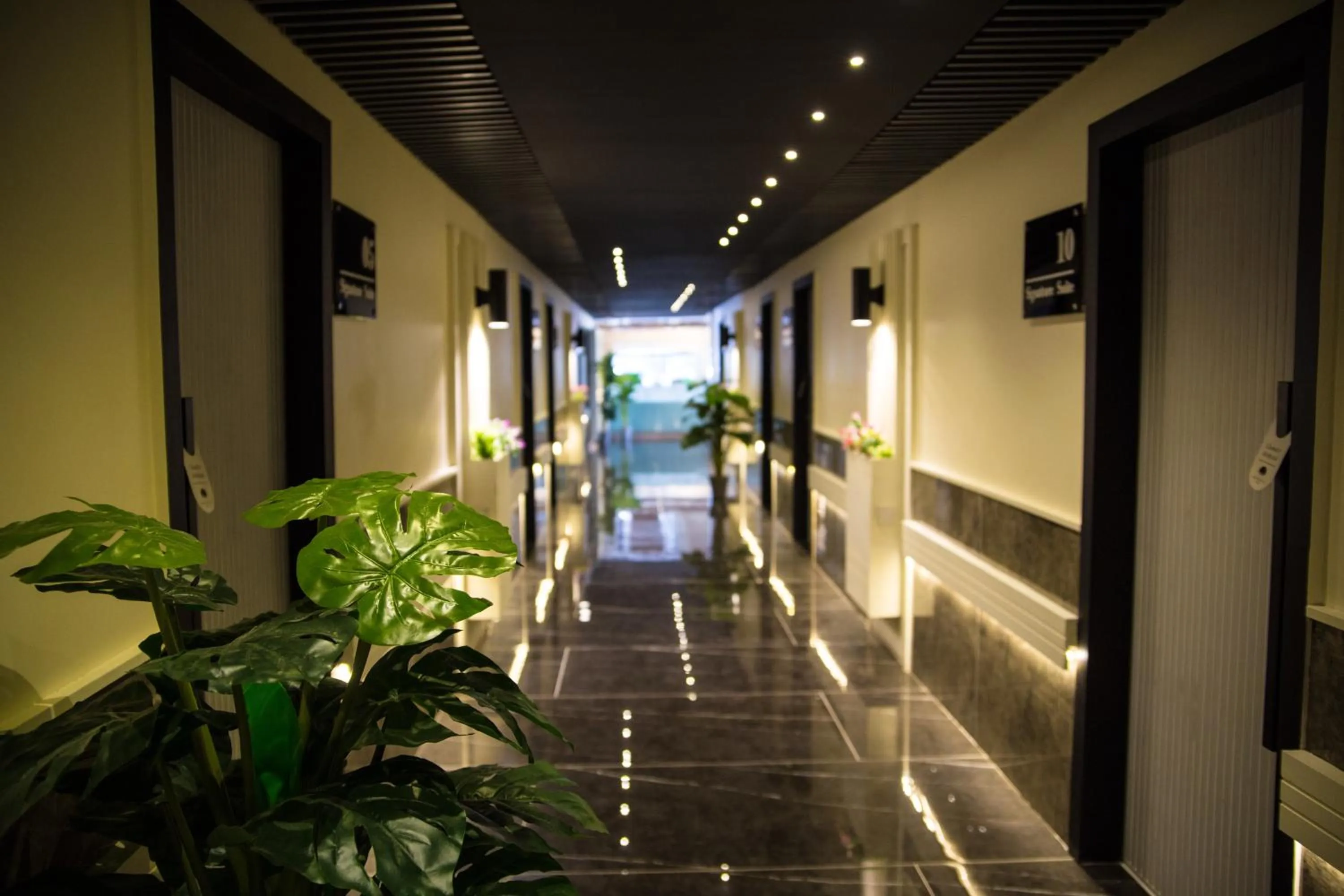 Facade/entrance in Metropole Hotel