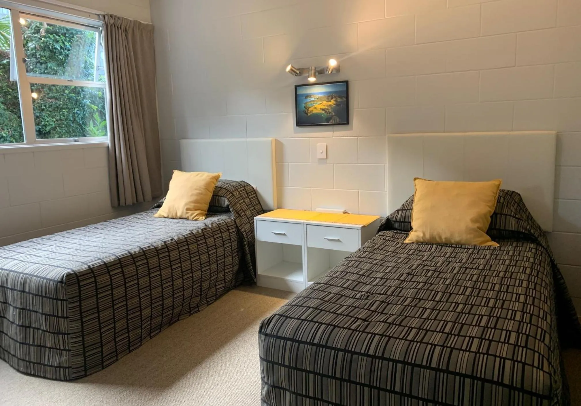 Bed in Ala Moana Motel