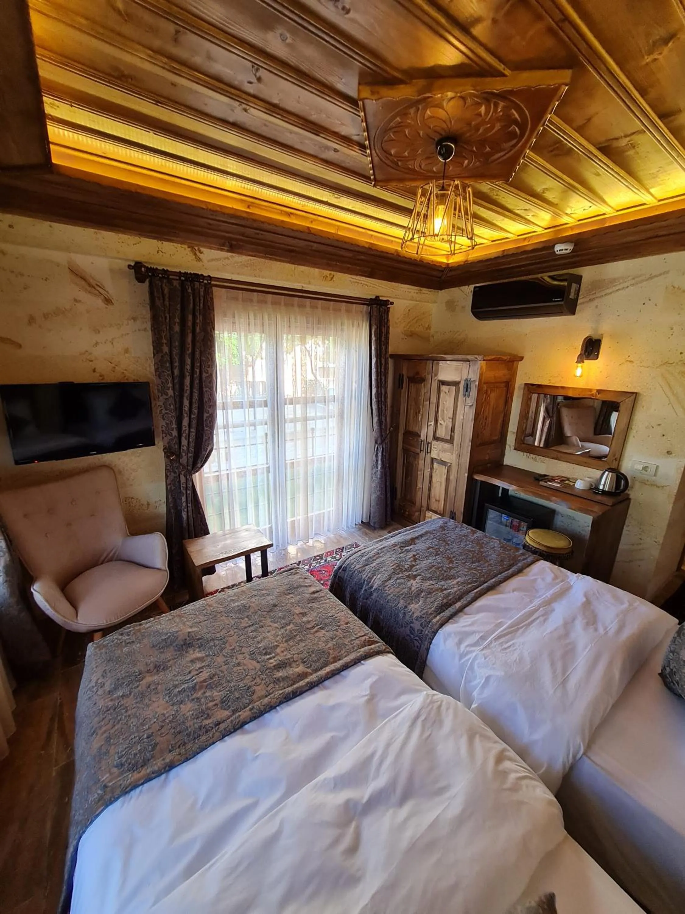 Photo of the whole room, Bed in Flavia Cappadocia Hotel