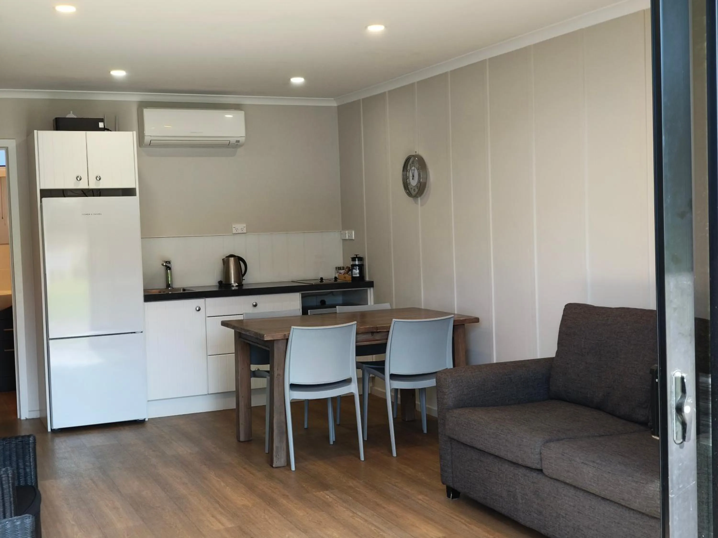 Kitchen or kitchenette in Braxmere Lodge