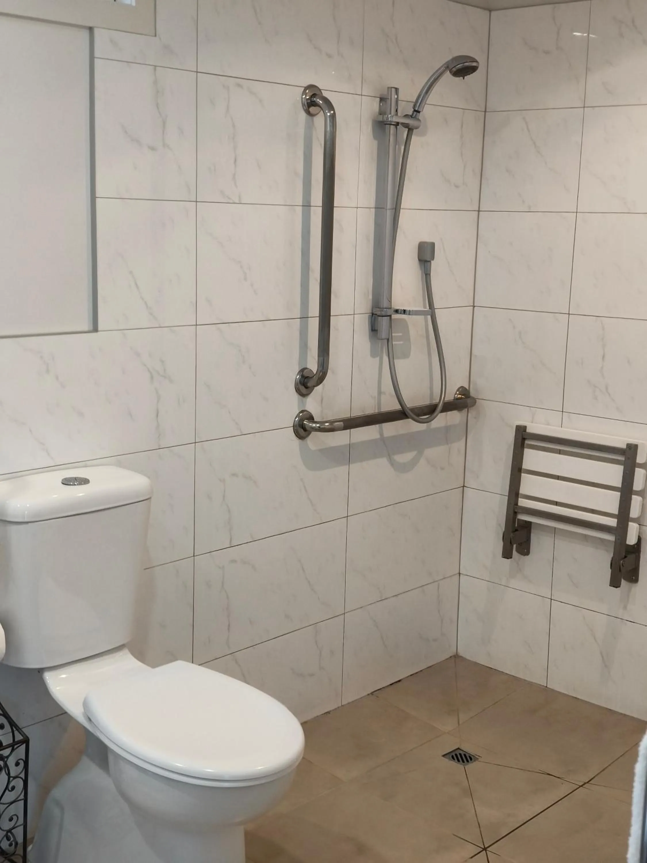 Shower in Braxmere Lodge