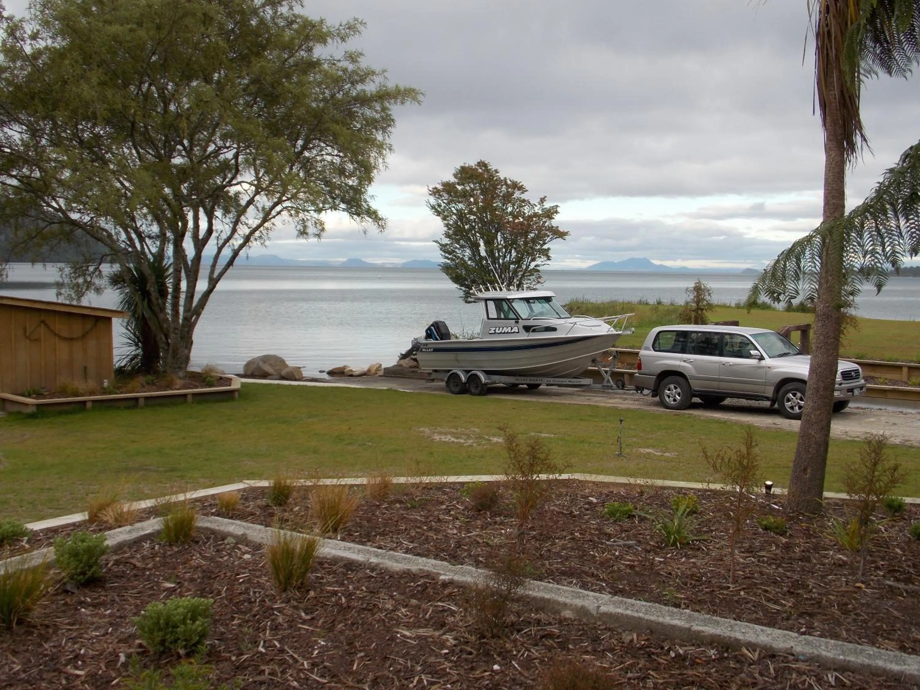 Day in Braxmere Lodge