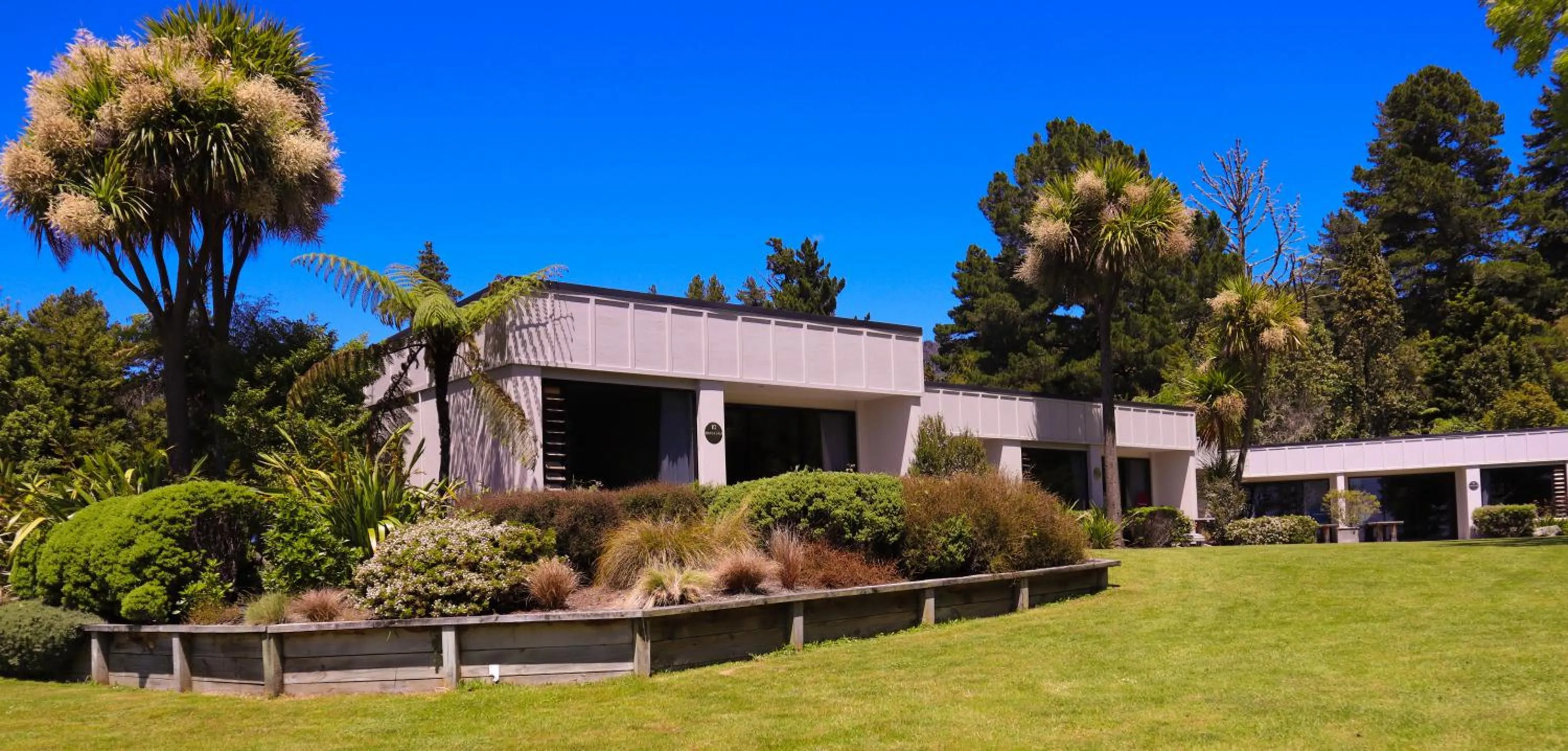 Property building in Braxmere Lodge