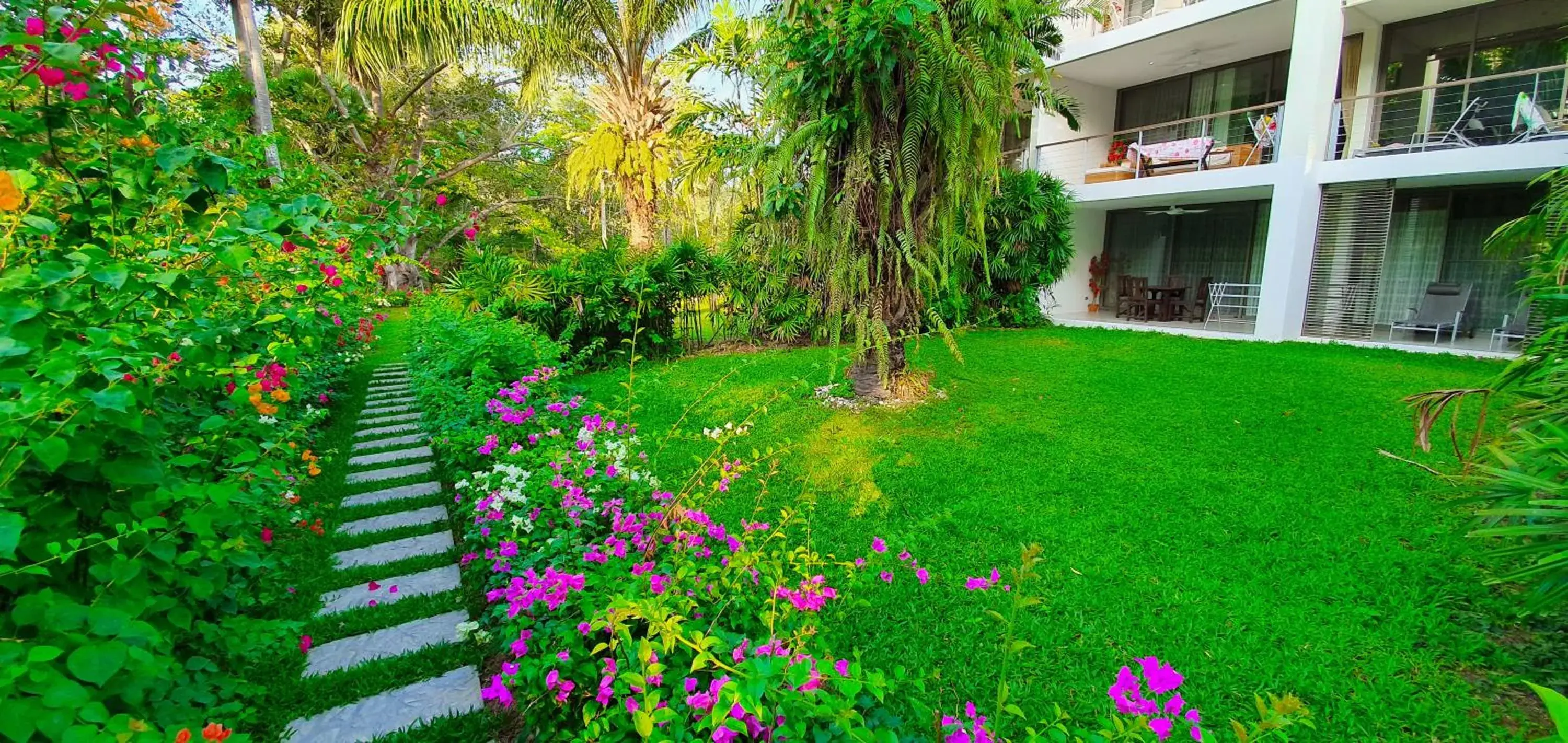 Two-Bedroom Apartment with Private Garden in Casuarina Shores Apartment - SHA Plus Two-Bedroom Apartment with Private Garden in Casuarina Shores Apartment - SHA Plus