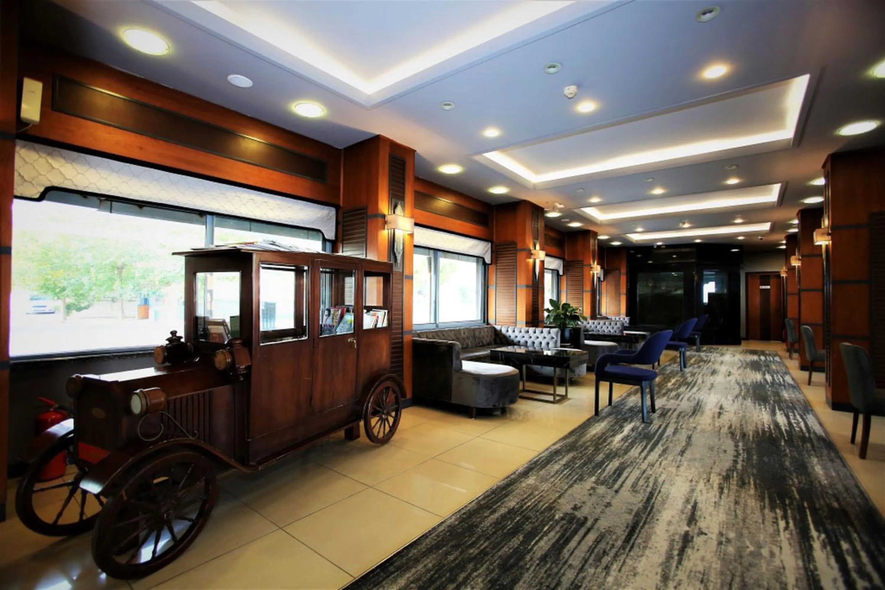 Living room in Lara Otel