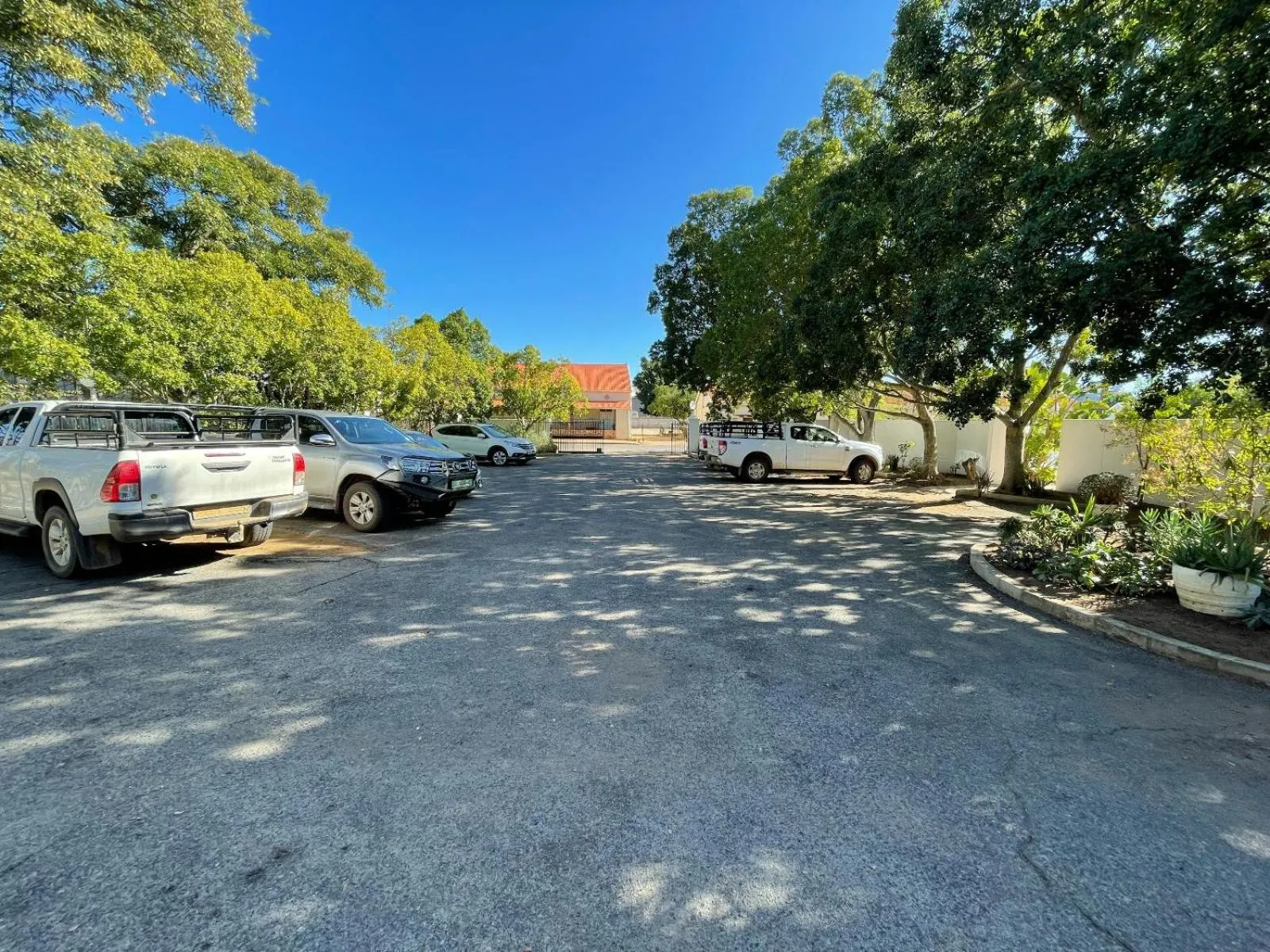 Facade/entrance in Samoa Hotel