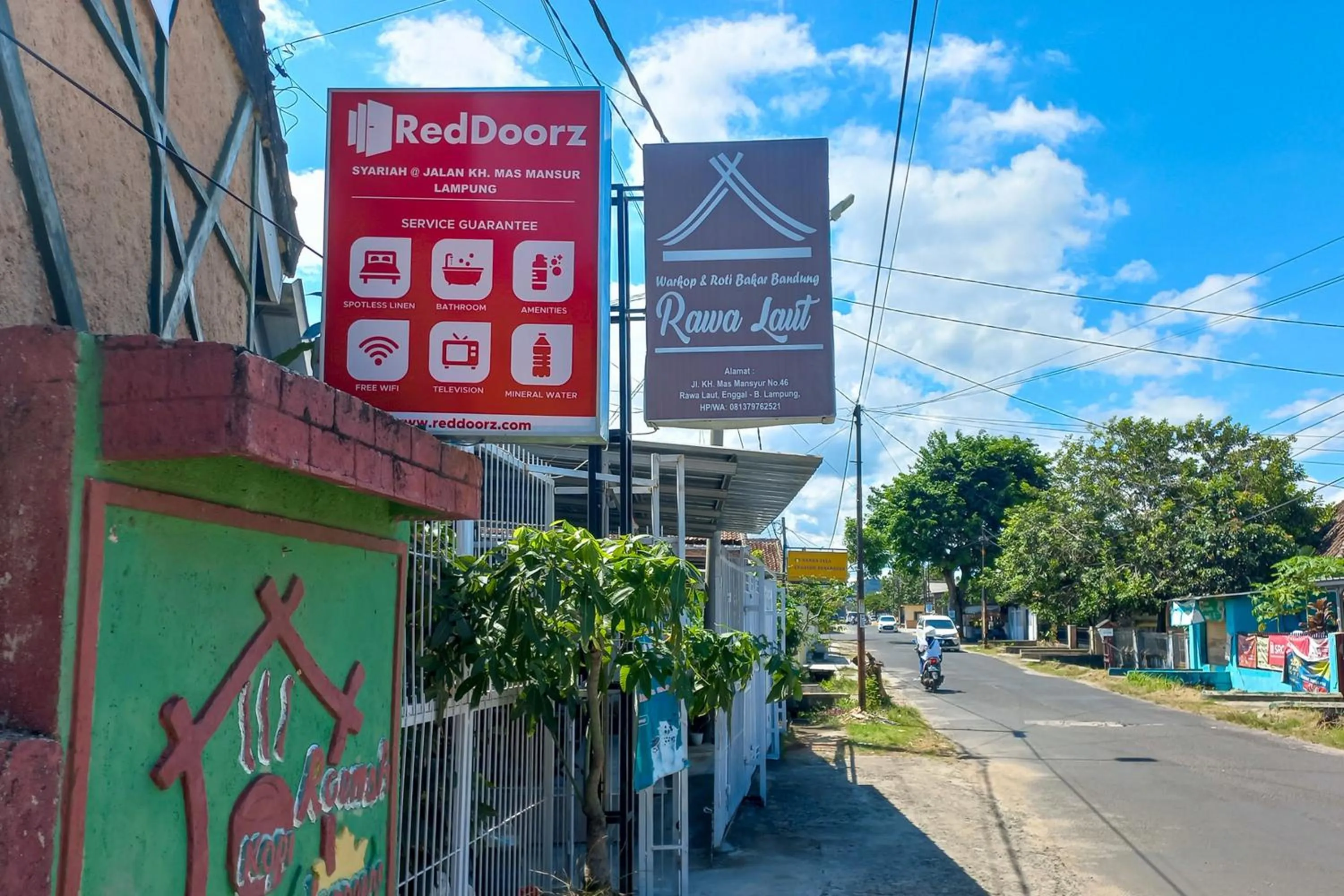 Property building in RedDoorz Syariah @ Jalan KH. Mas Mansur Lampung