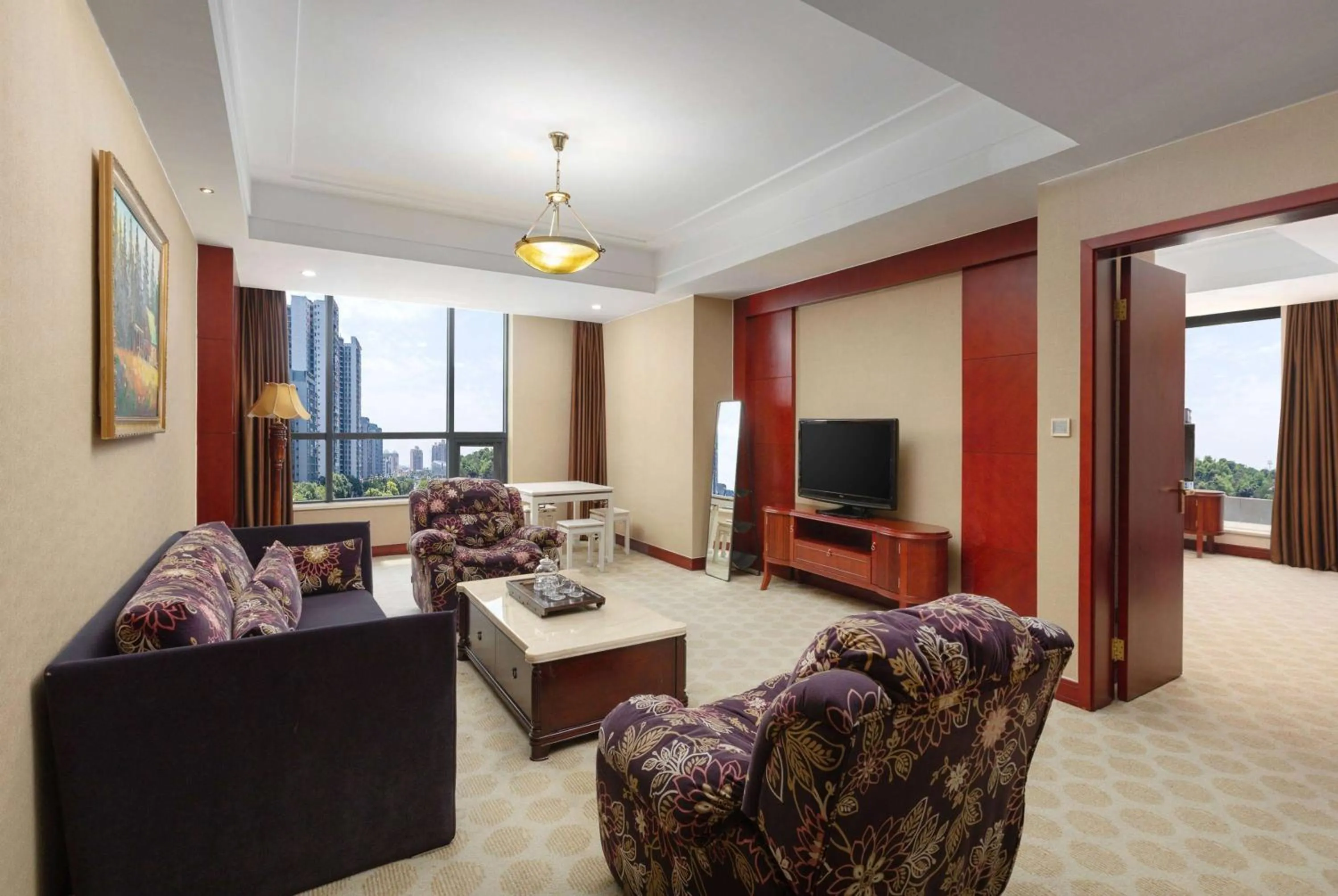 Photo of the whole room in Ramada Plaza by Wyndham Chongqing West