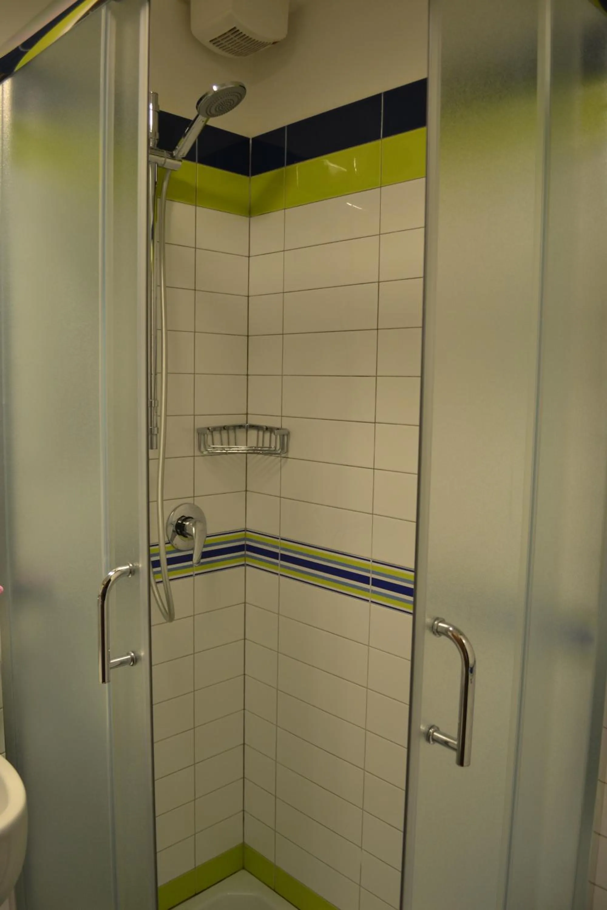 Bathroom in Hotel Nuova Italia