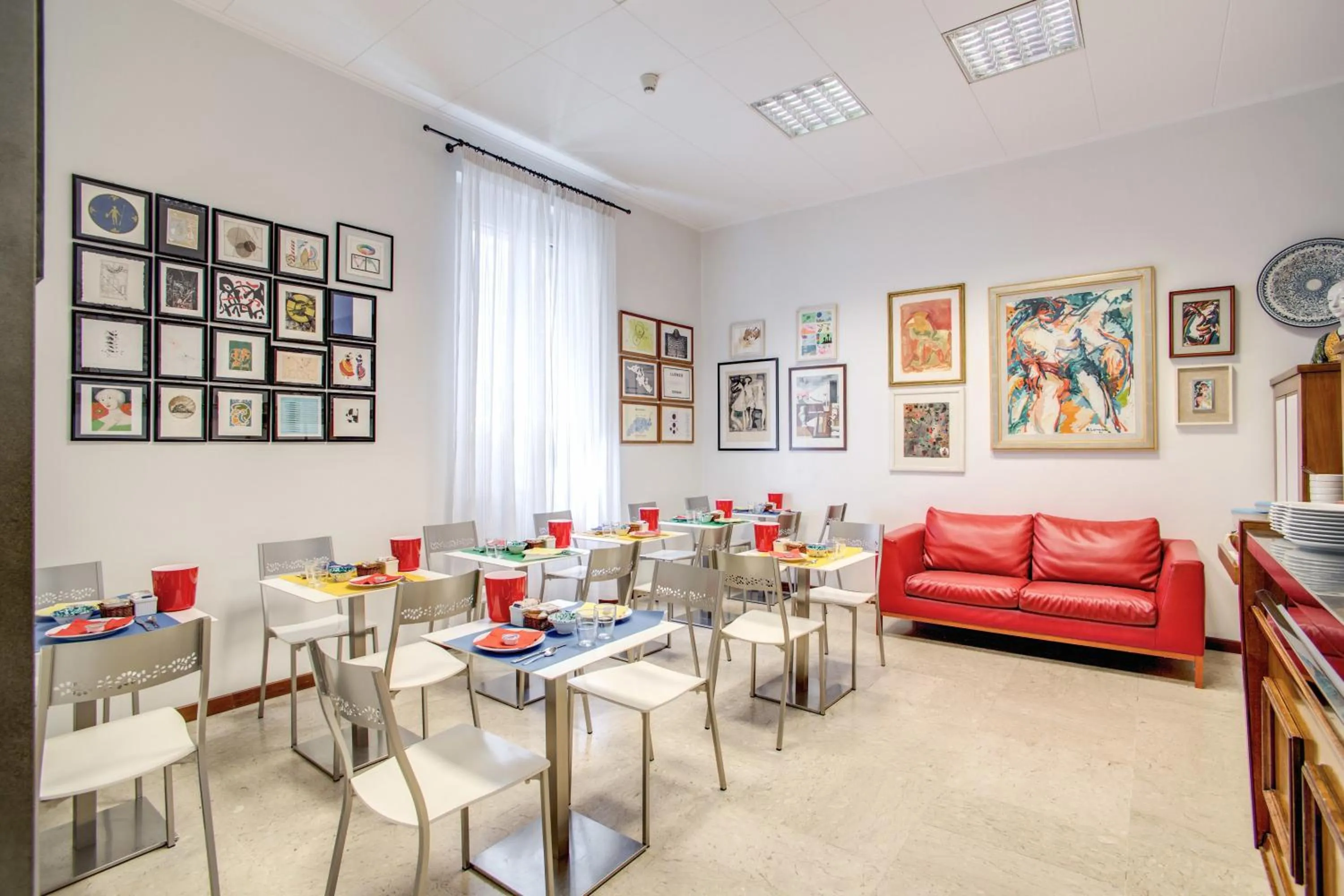 Restaurant/places to eat in Hotel Nuova Italia