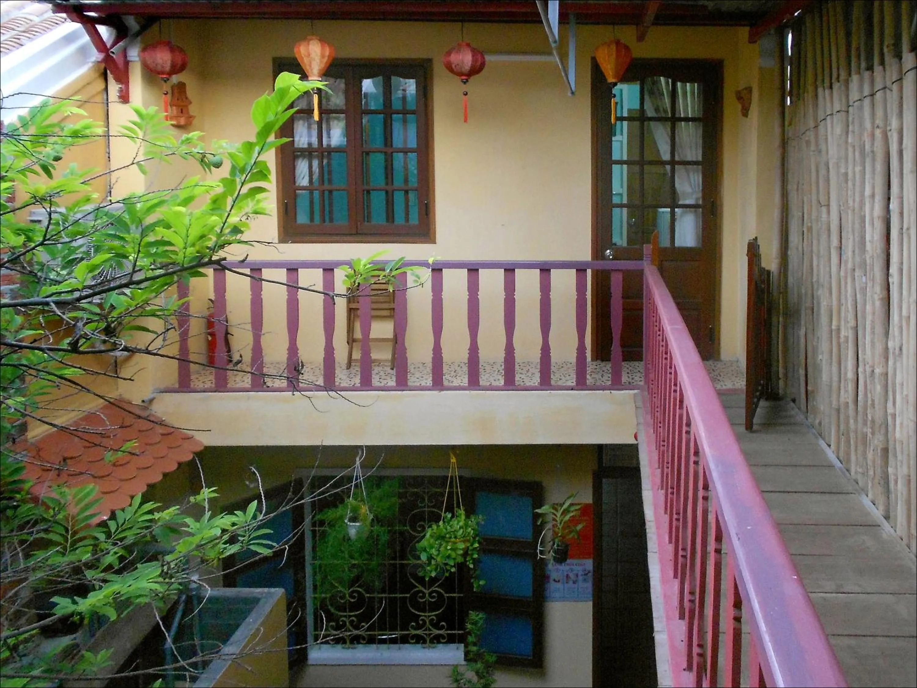 Patio in Nha Lan Homestay