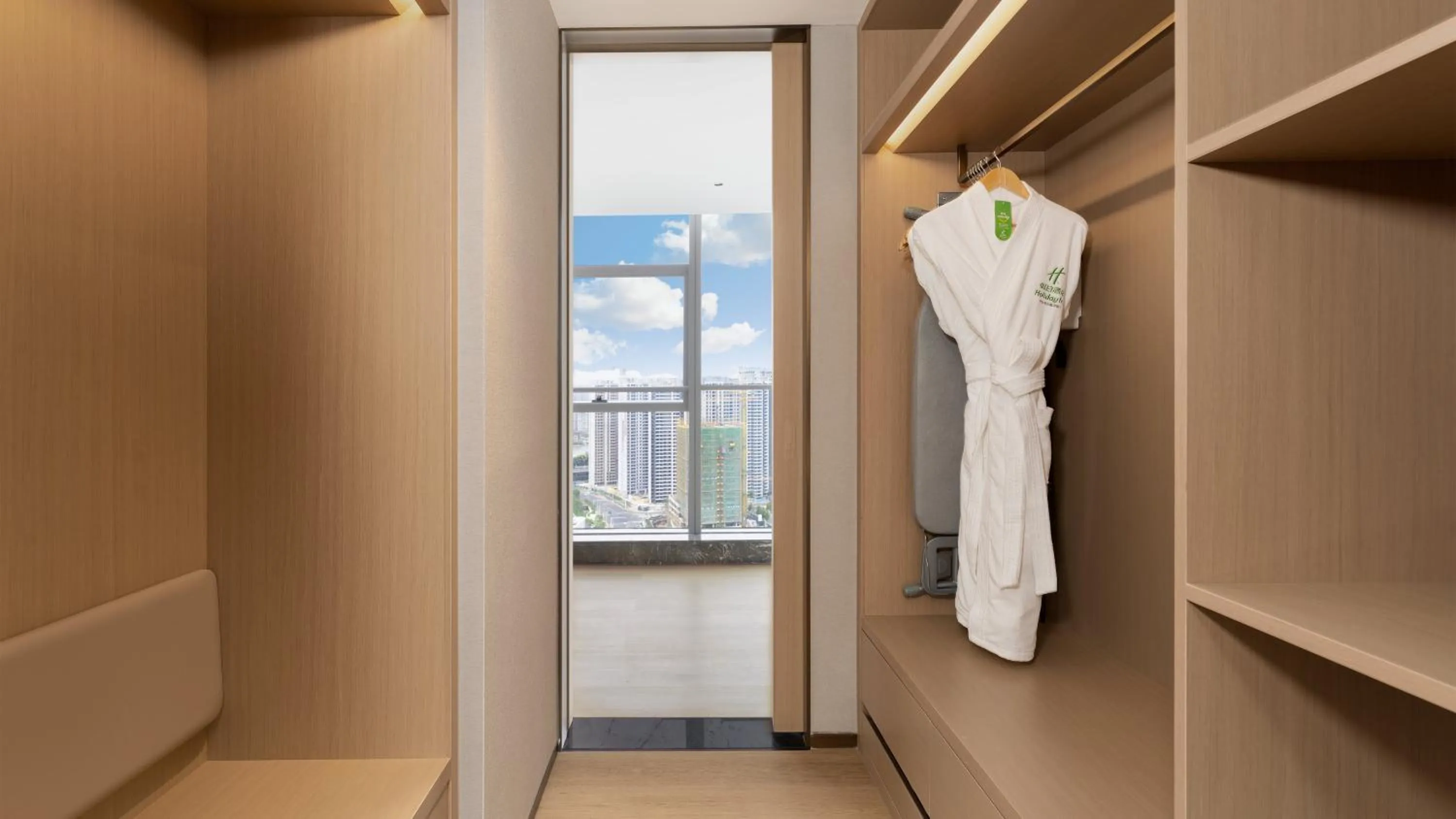 Photo of the whole room in Holiday Inn Changsha Malanshan by IHG