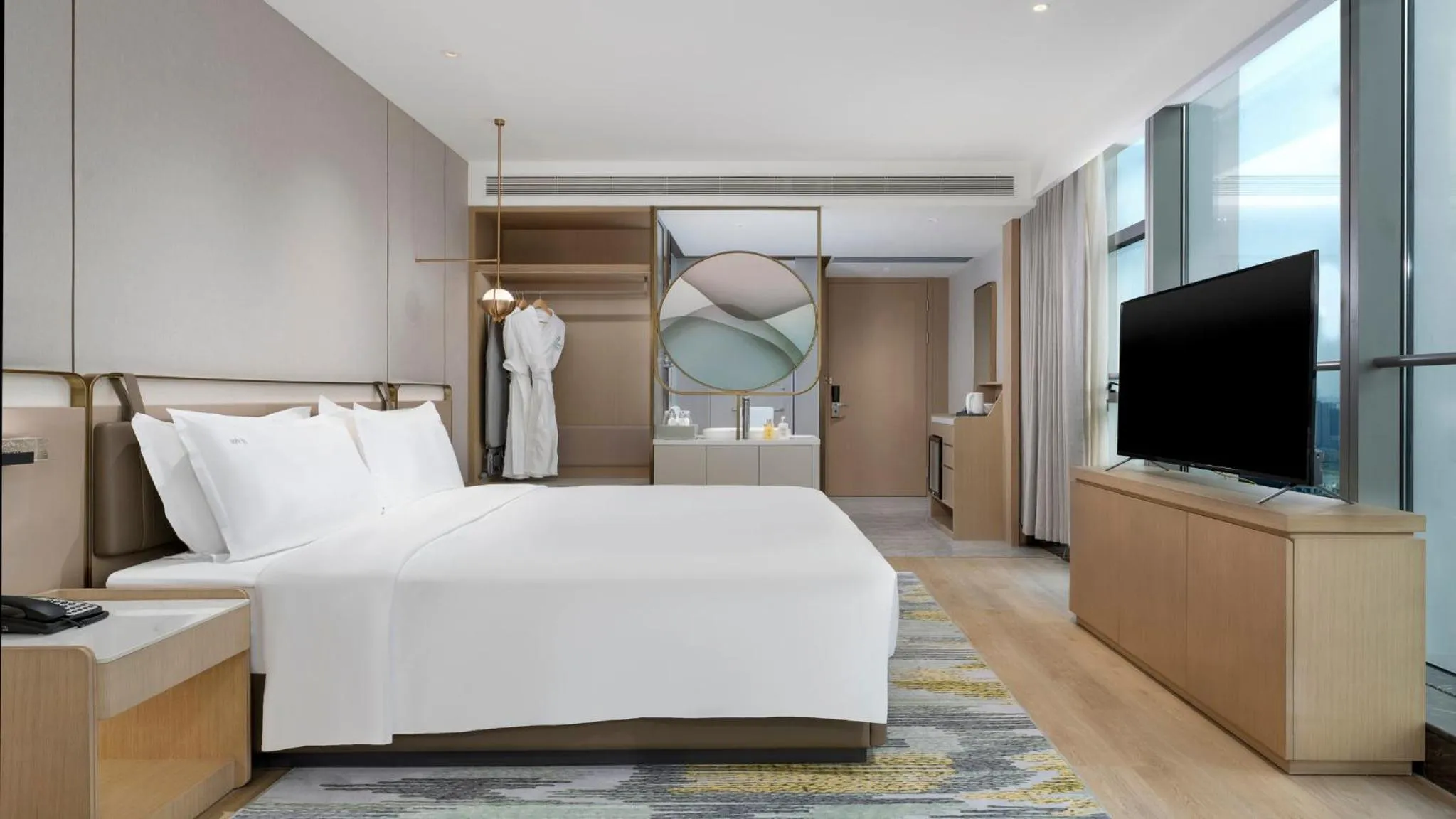 Photo of the whole room, Bed in Holiday Inn Changsha Malanshan by IHG