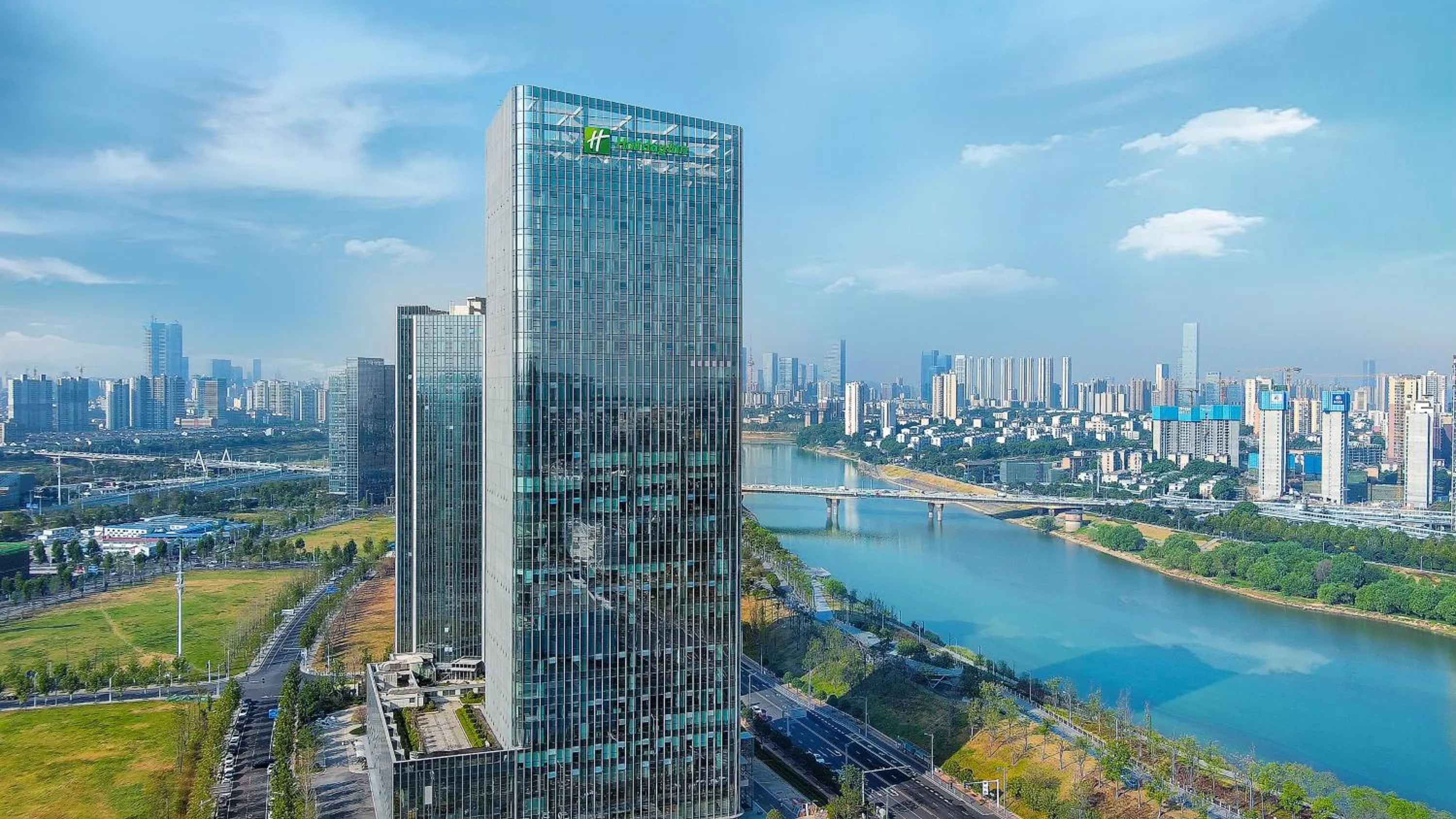Property building in Holiday Inn Changsha Malanshan by IHG