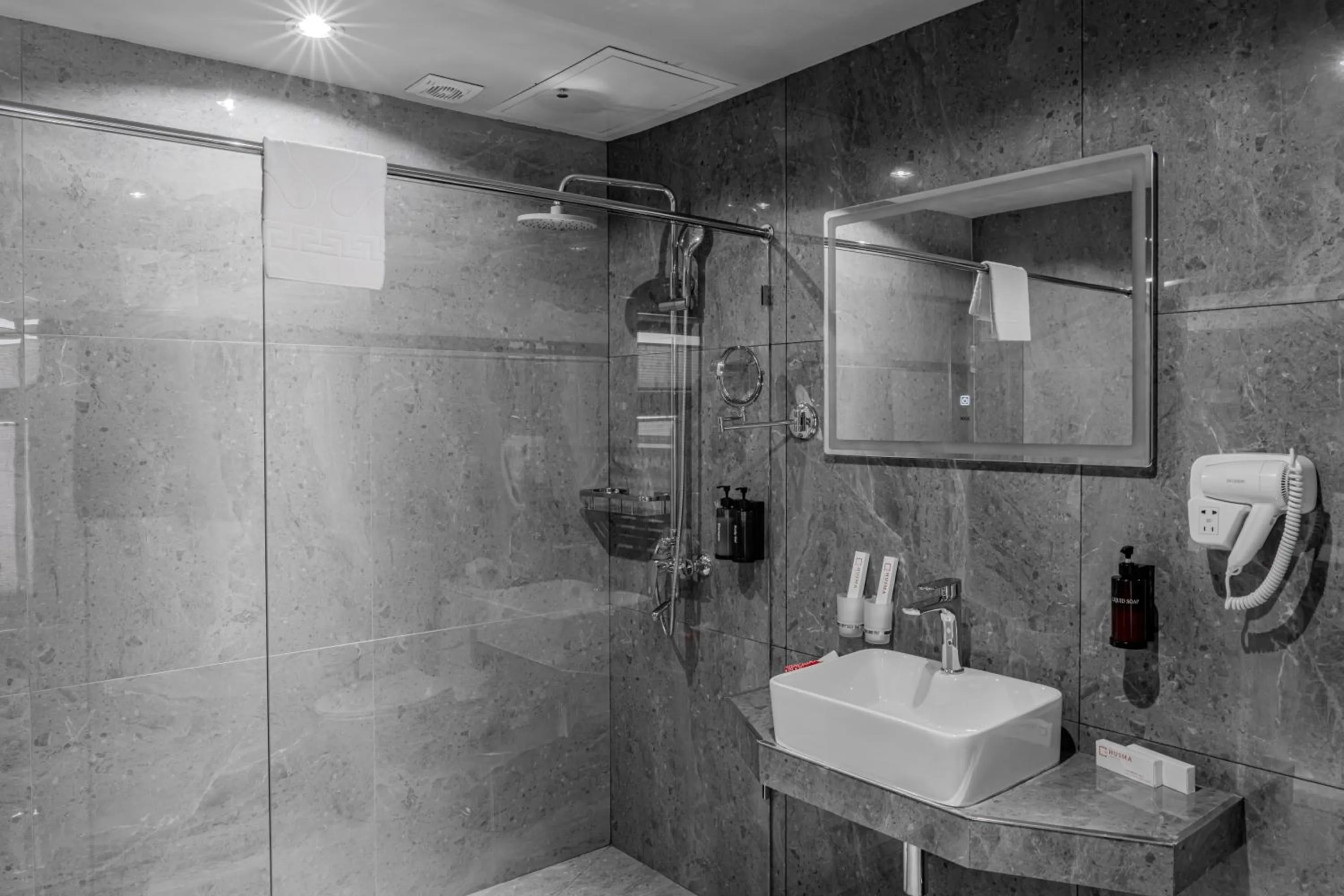 Shower in HUSMA Hotel & Spa