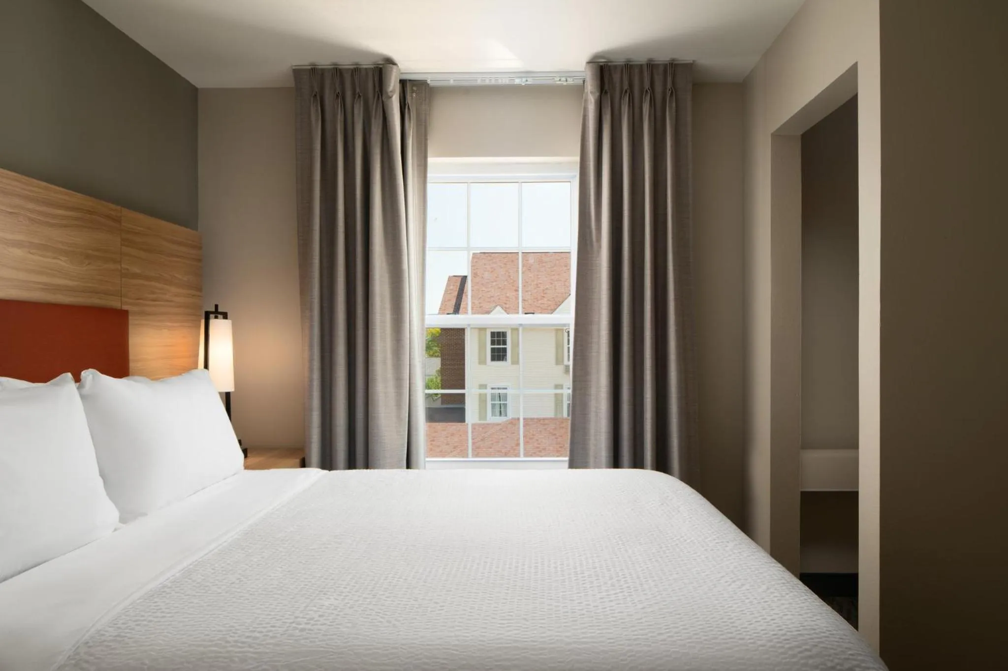 Photo of the whole room, Bed in Candlewood Suites St Louis St Charles by IHG