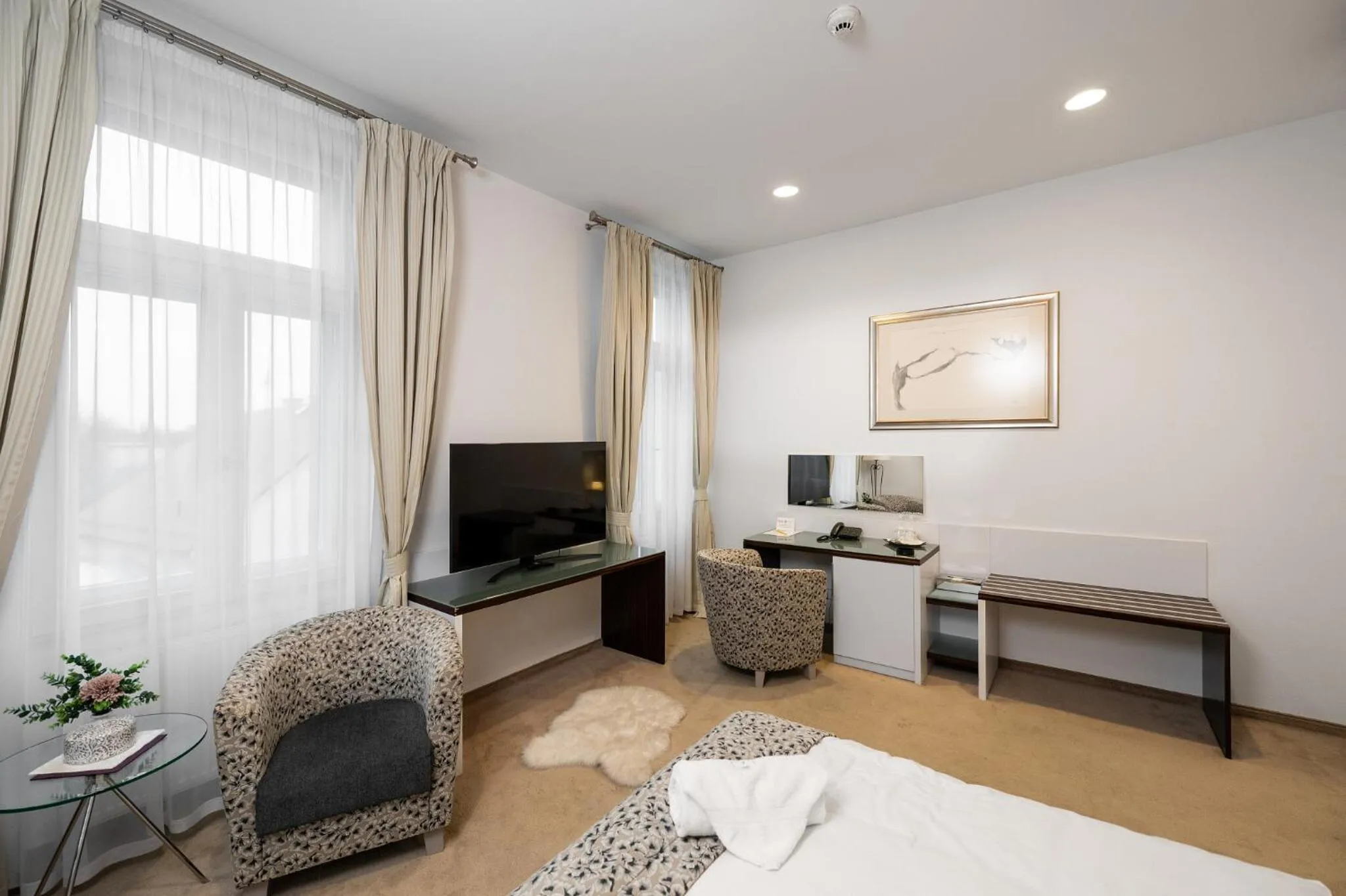 Property building, Bed in Zámeček Petrovice