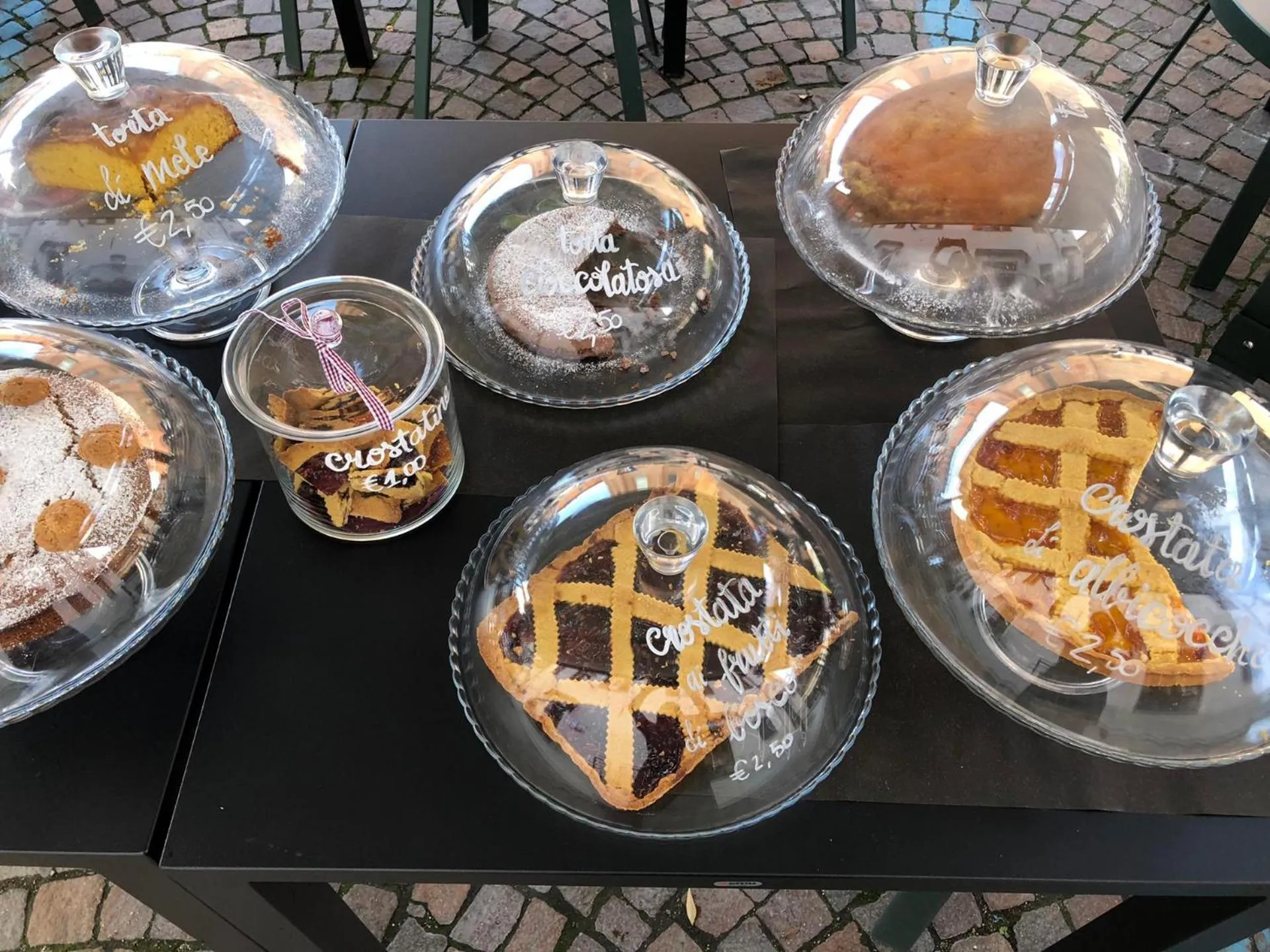 Breakfast in Vinoteca La Sacrestia