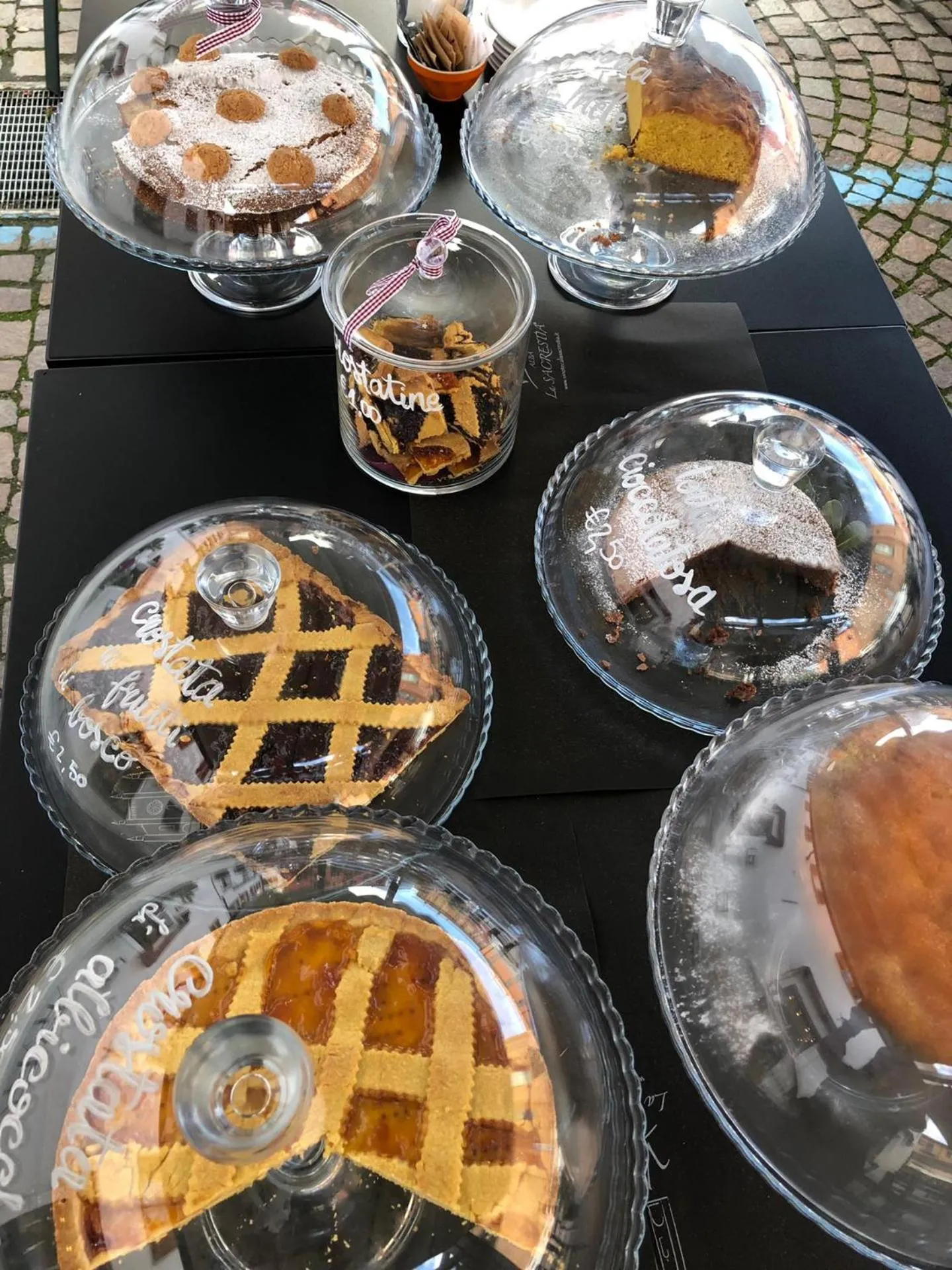 Breakfast in Vinoteca La Sacrestia