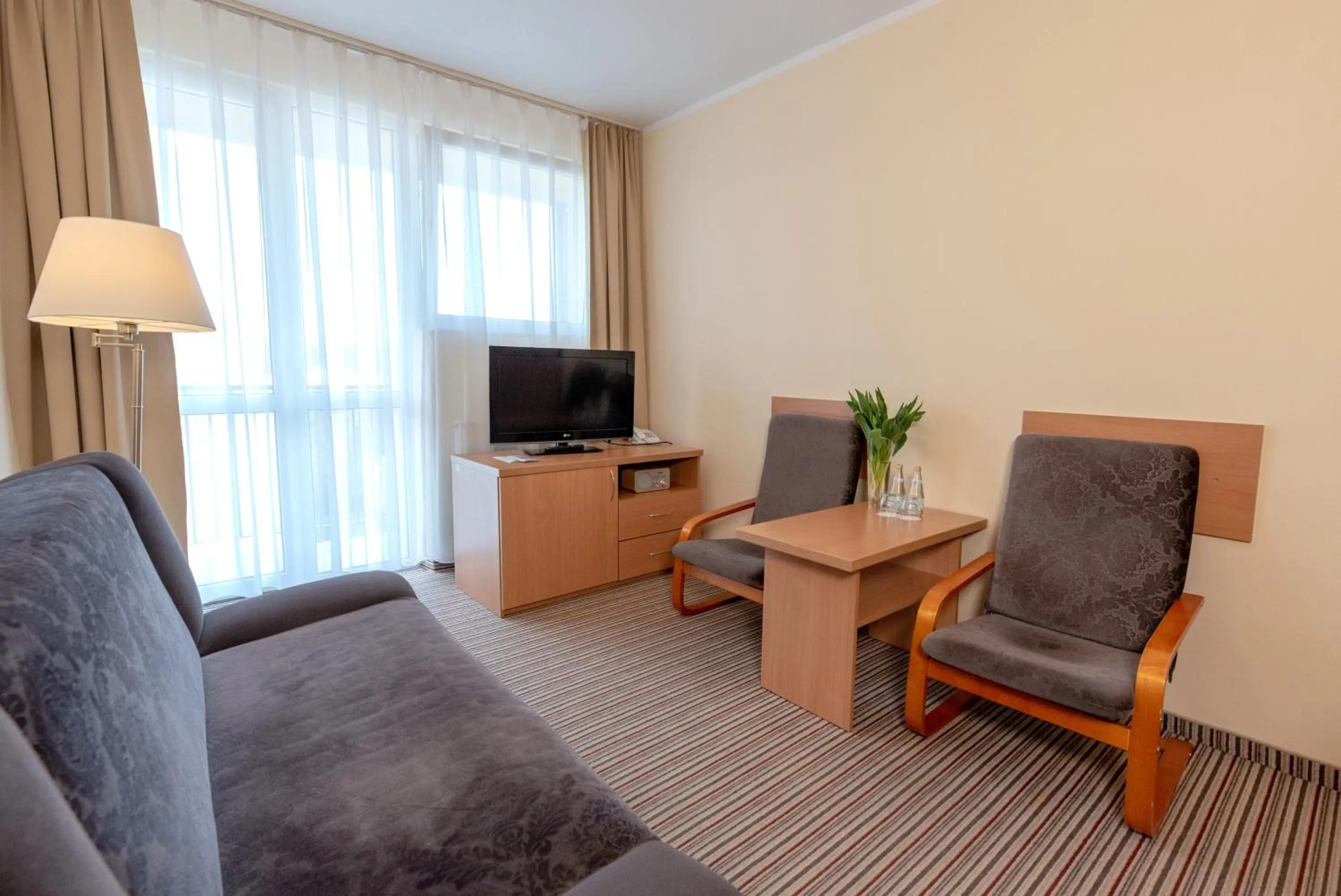 Communal lounge/ TV room in Interferie Chalkozyn w Kołobrzegu