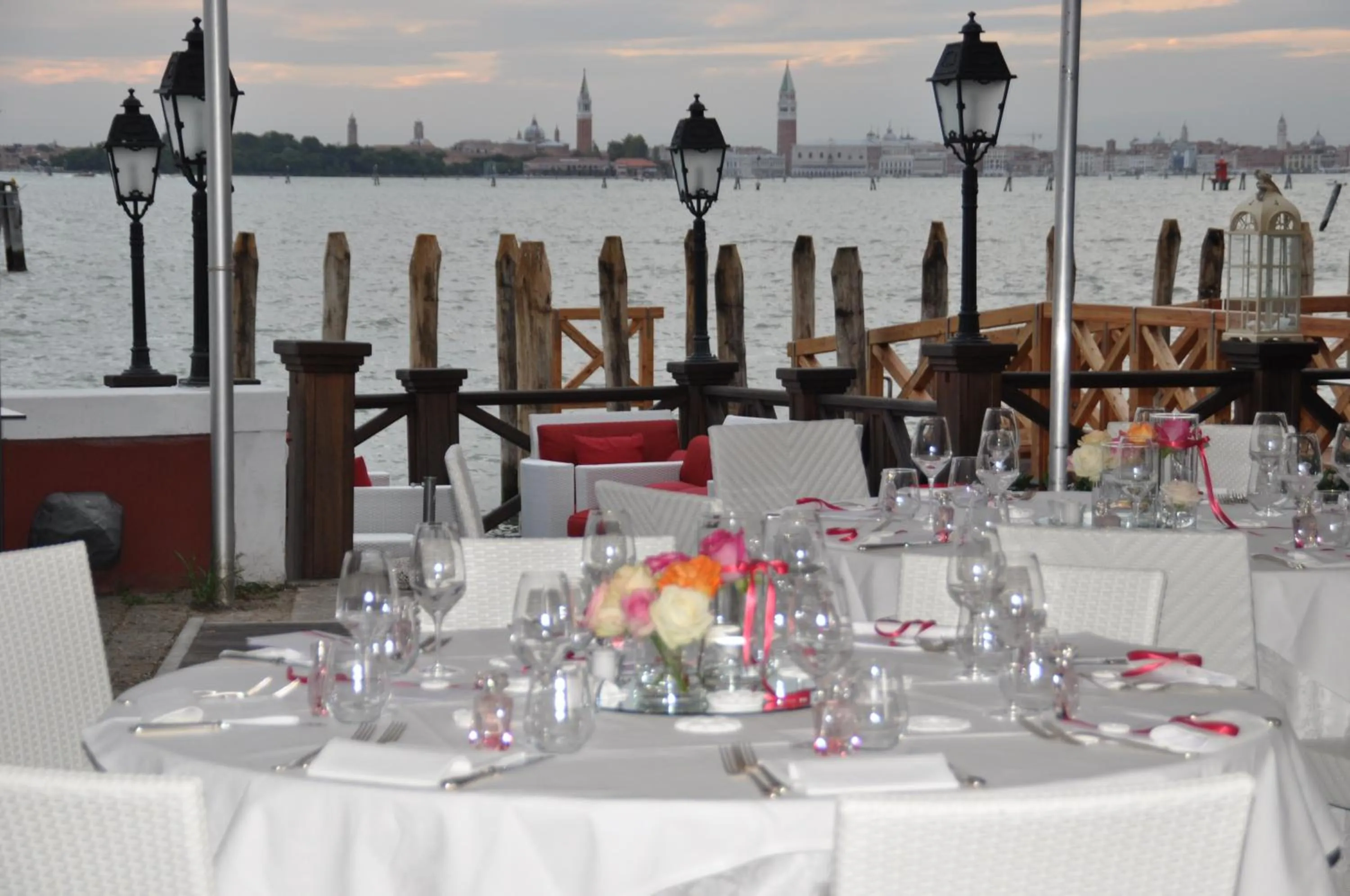 Restaurant/places to eat in Hotel Villa Laguna