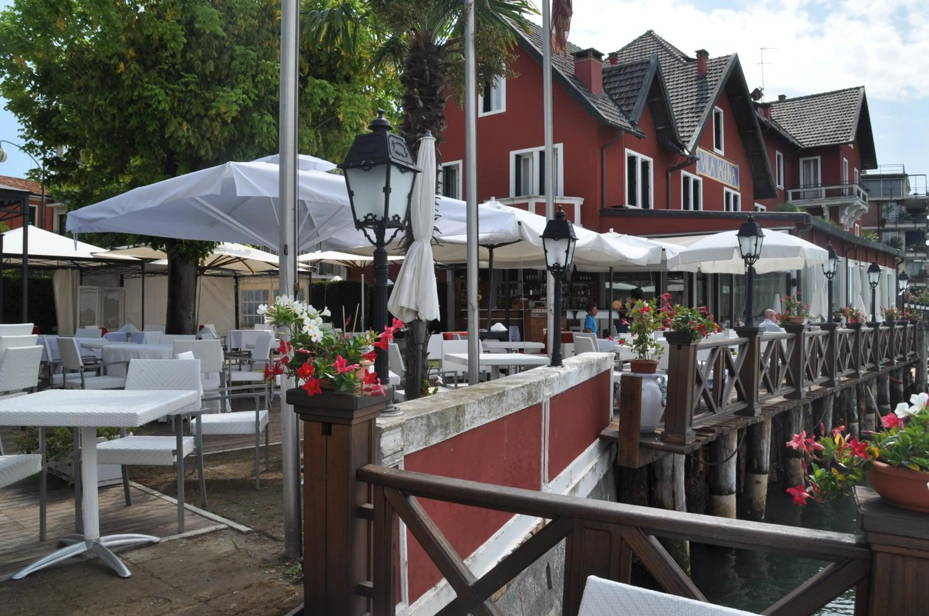 Facade/entrance in Hotel Villa Laguna