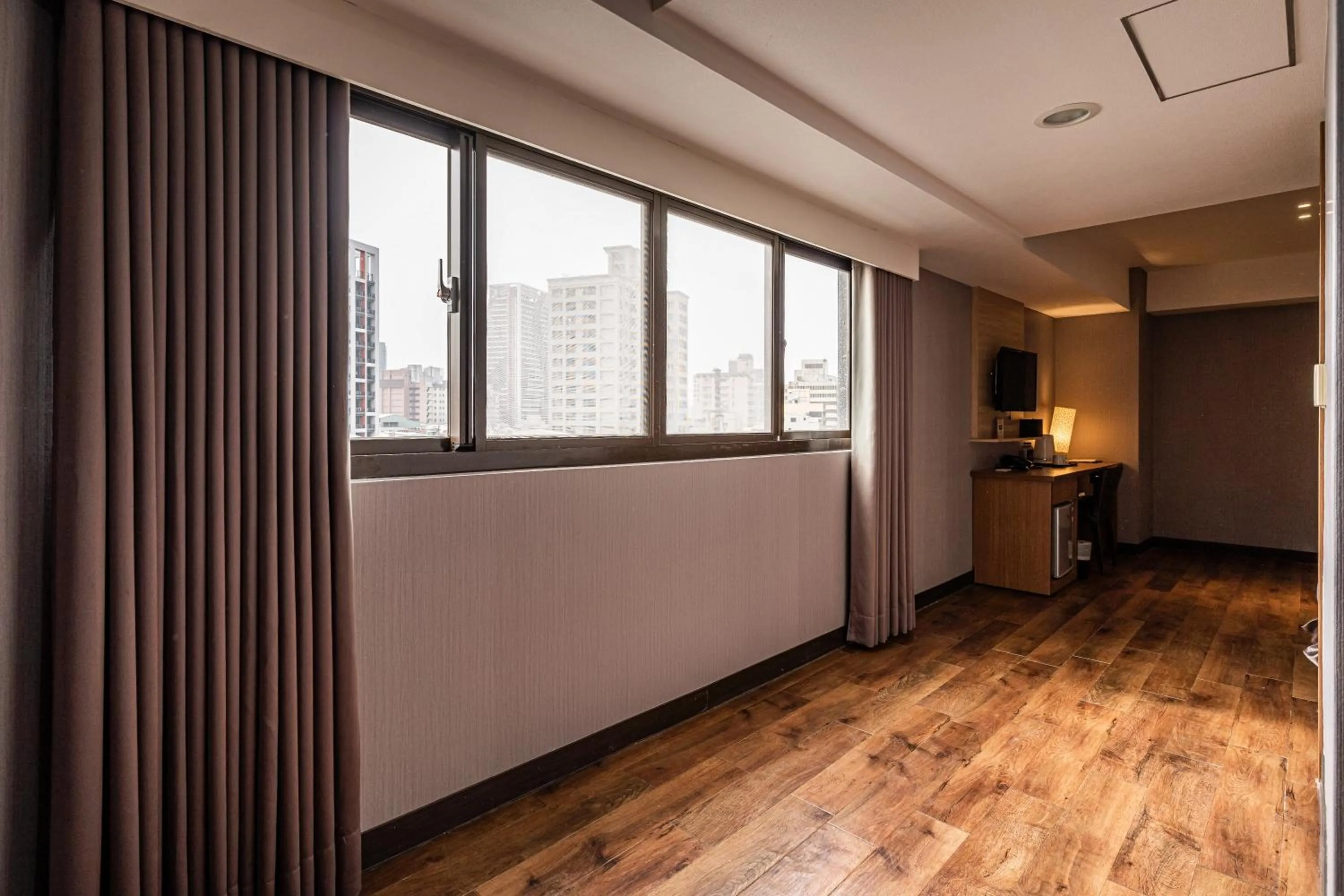 Global Traveler Hotel